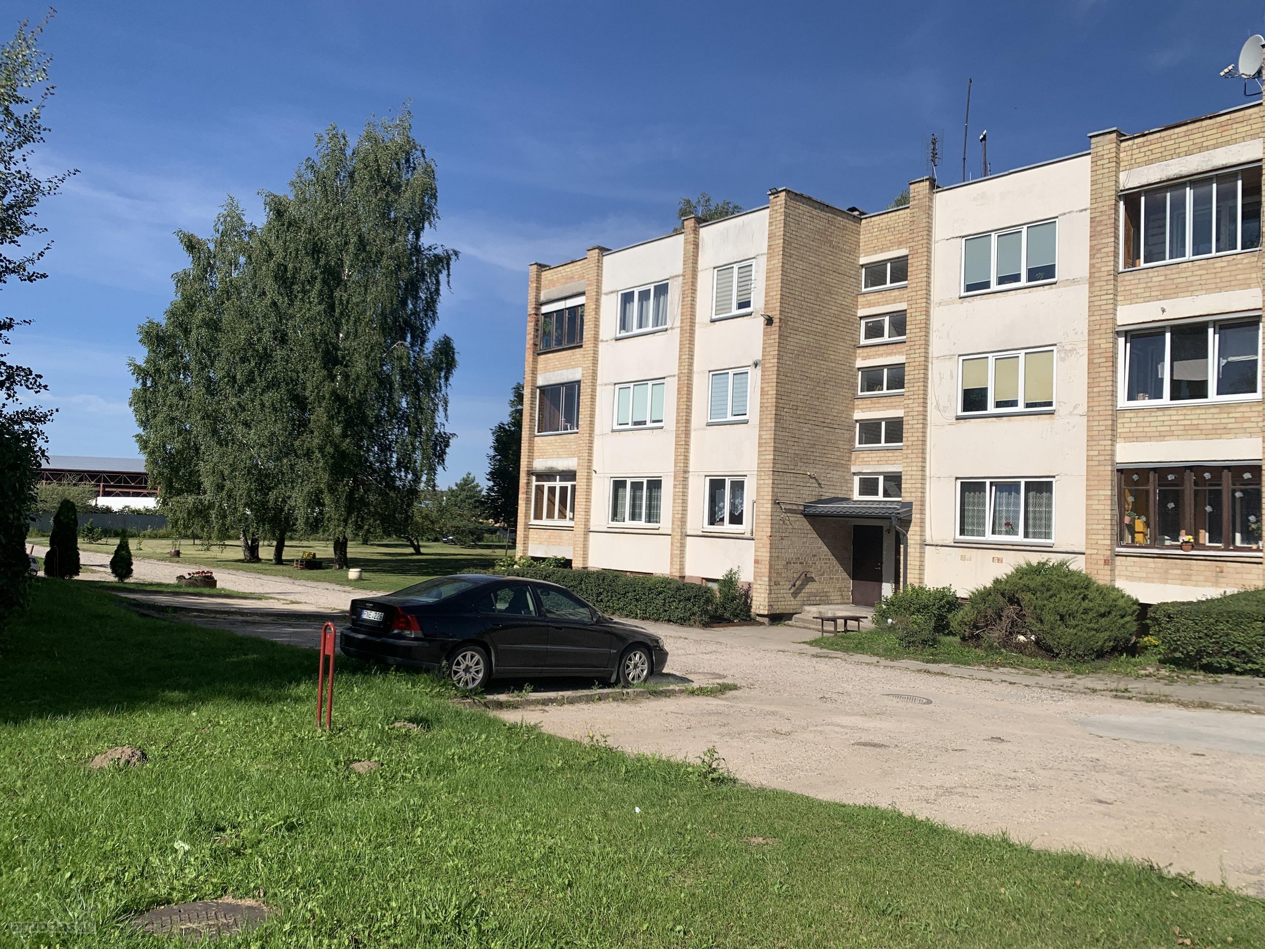 Gamtos apsuptyje, šalia Vilniaus parduodamas