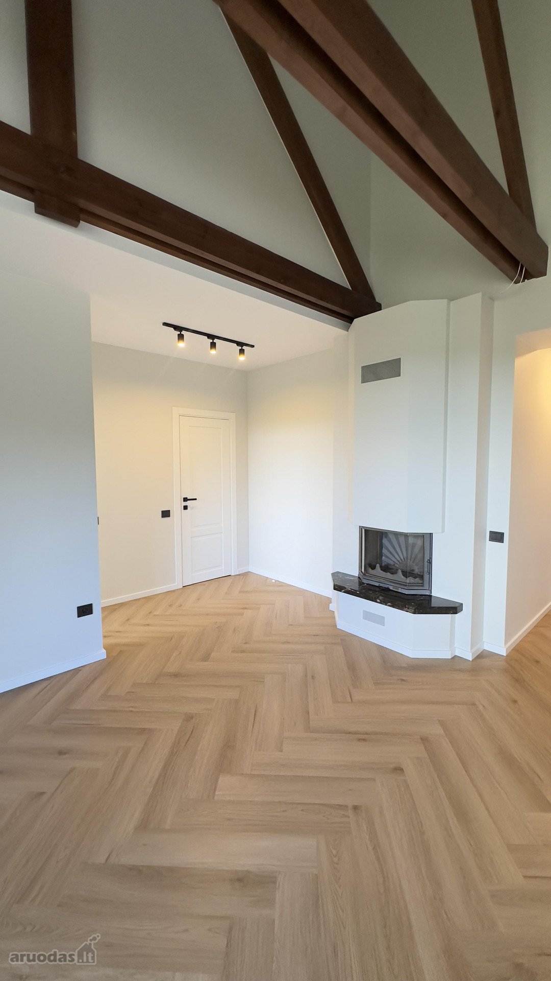Parduodamas jaukus 47 m² ploto butas su