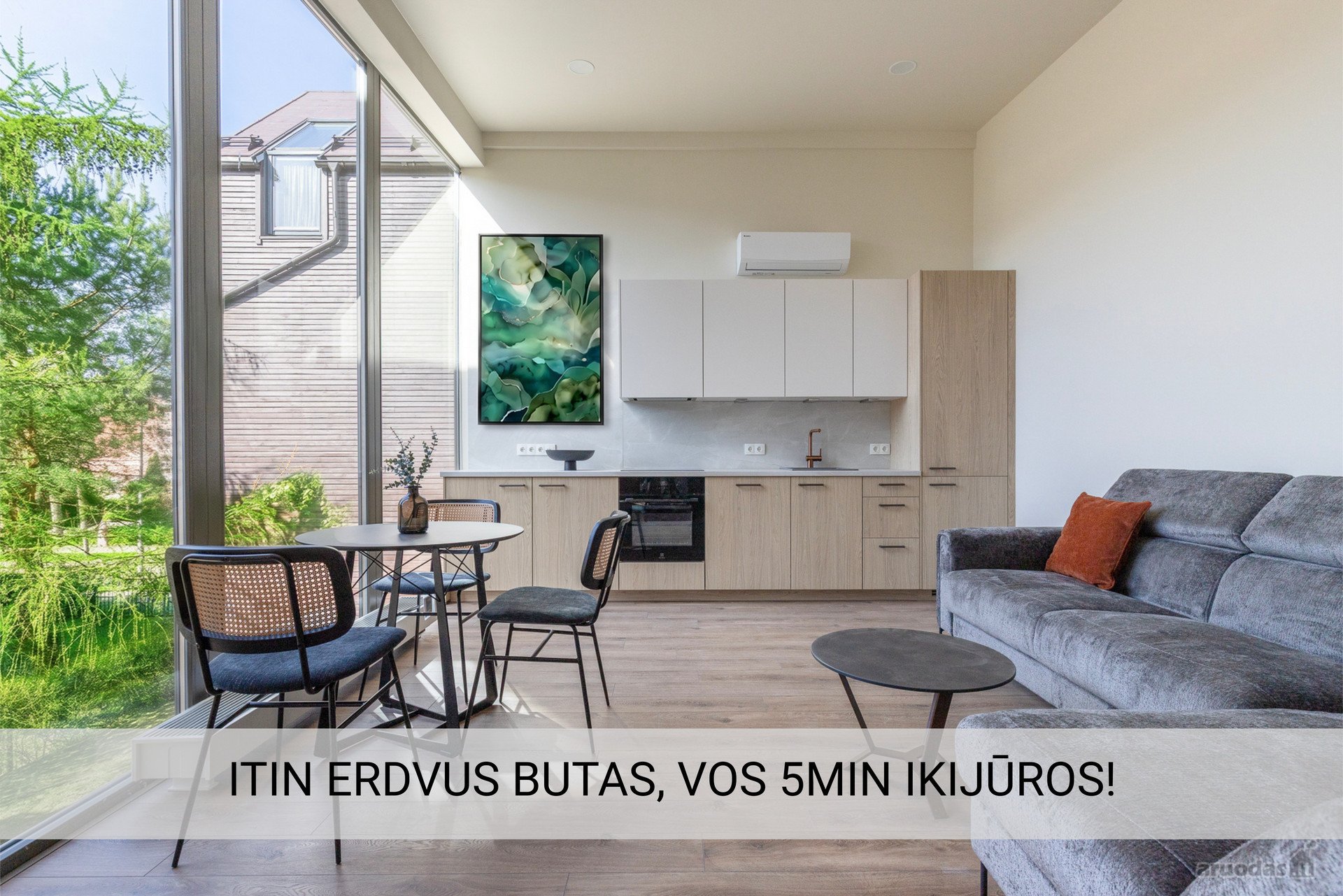 Parduodamas 76 kv.m. Erdvus 3 Kambarių