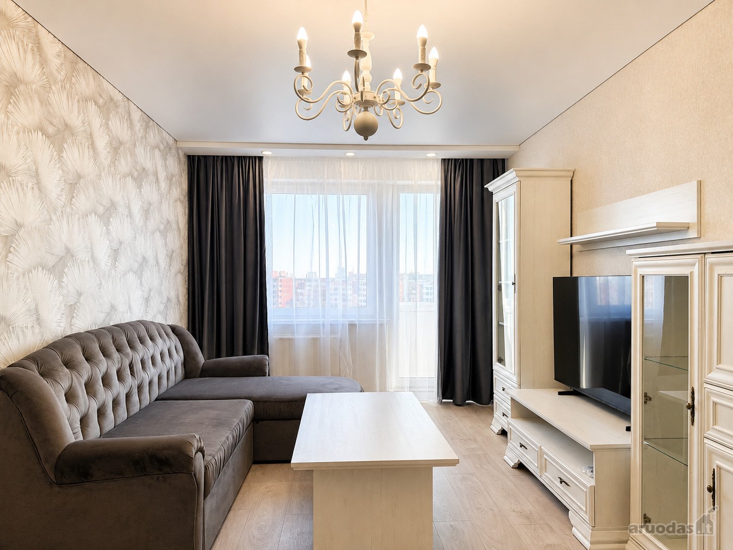 Šviesus Ir Pilnai Suremontuotas 3 Kambarių