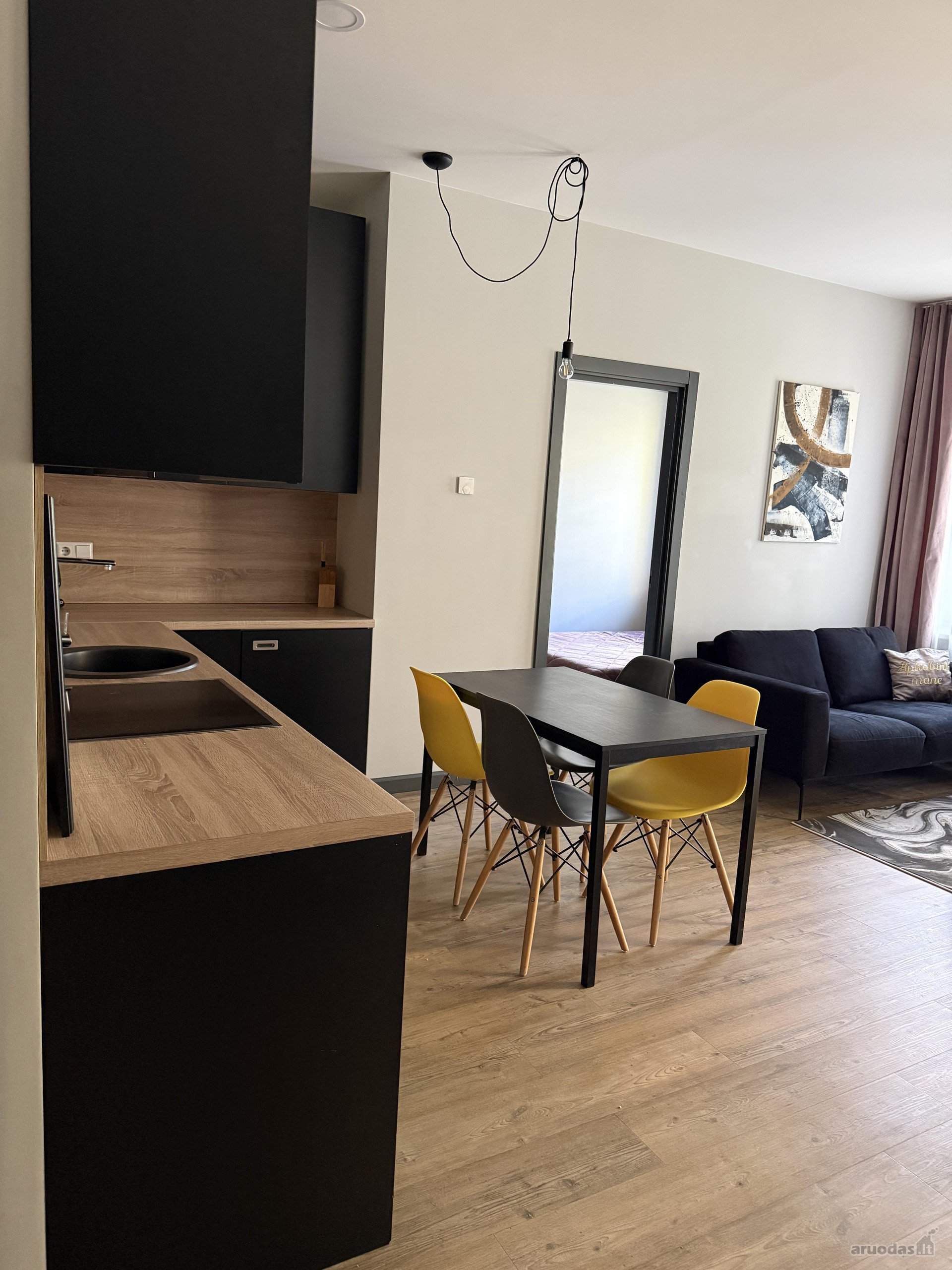 Moderniai ir stilingai įrengtas butas Kauno