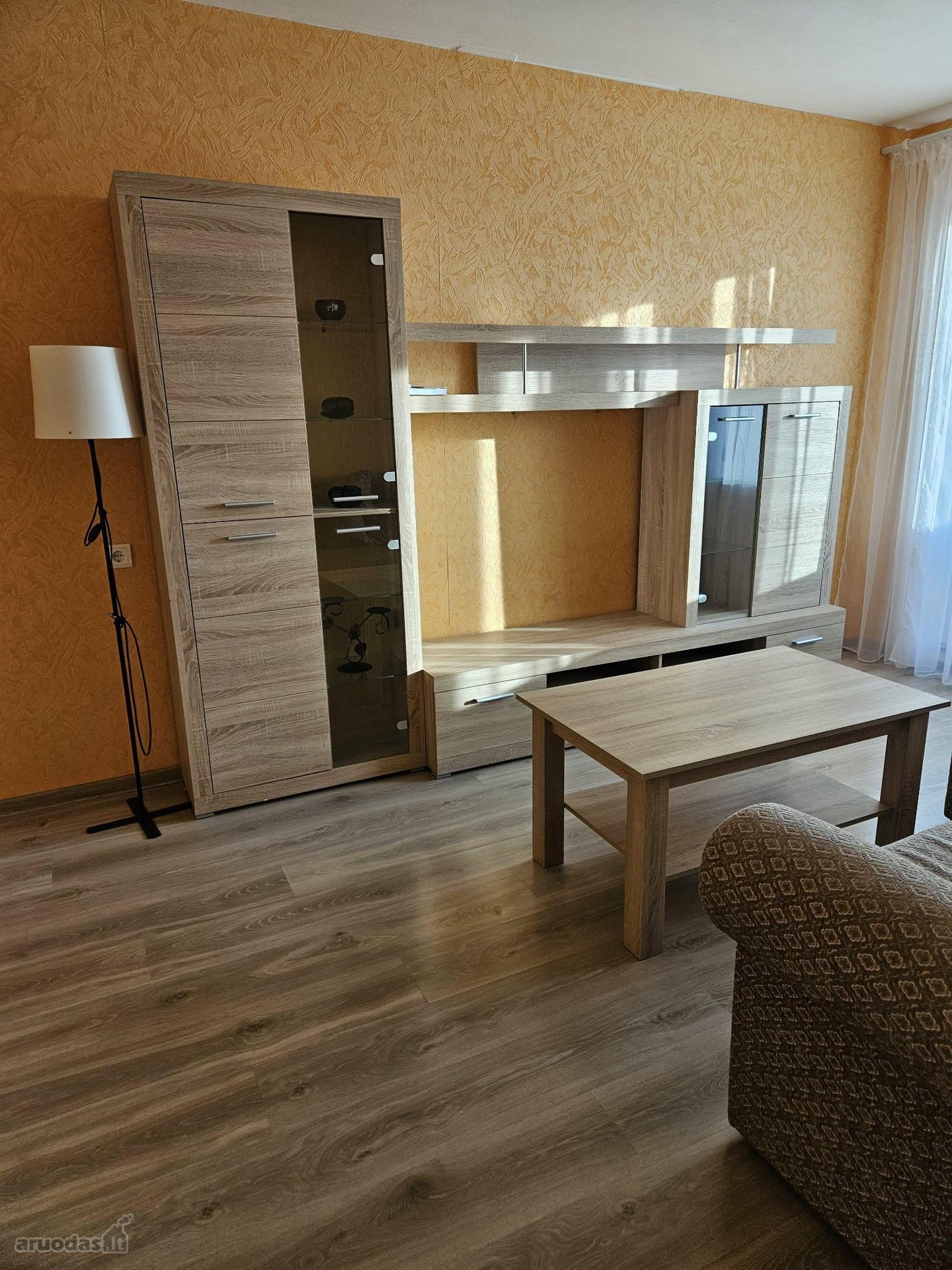 1 k. butas Naujakiemio g., 8 aukštas.