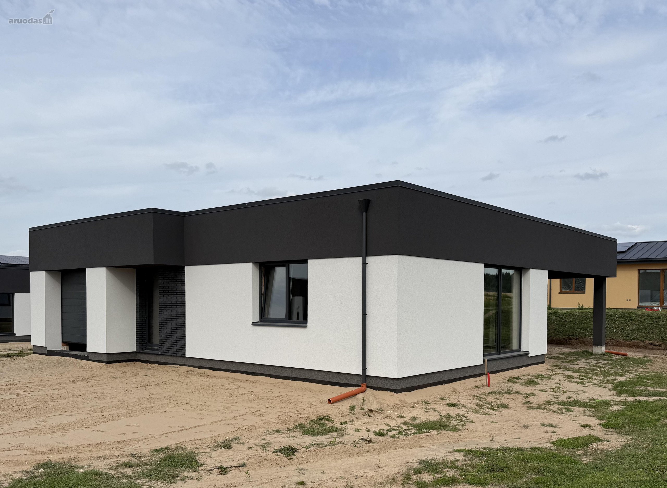 Naujas (2026m statybos) Vienaaukštis Modernus