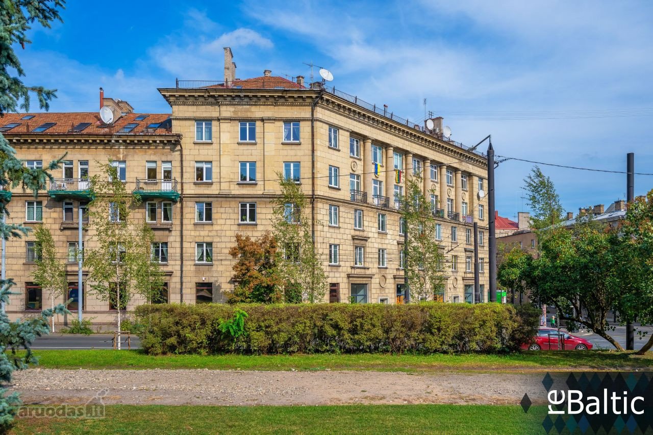 Nuomojami funkcionalūs kabinetai prestižinėje