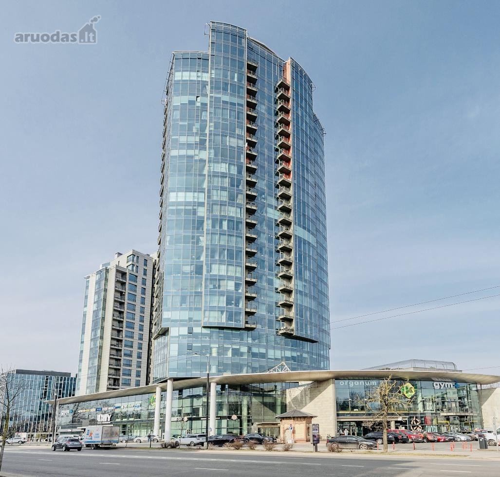 Išnuomojami Erdvūs 3 Kambarių Apartamentai Su