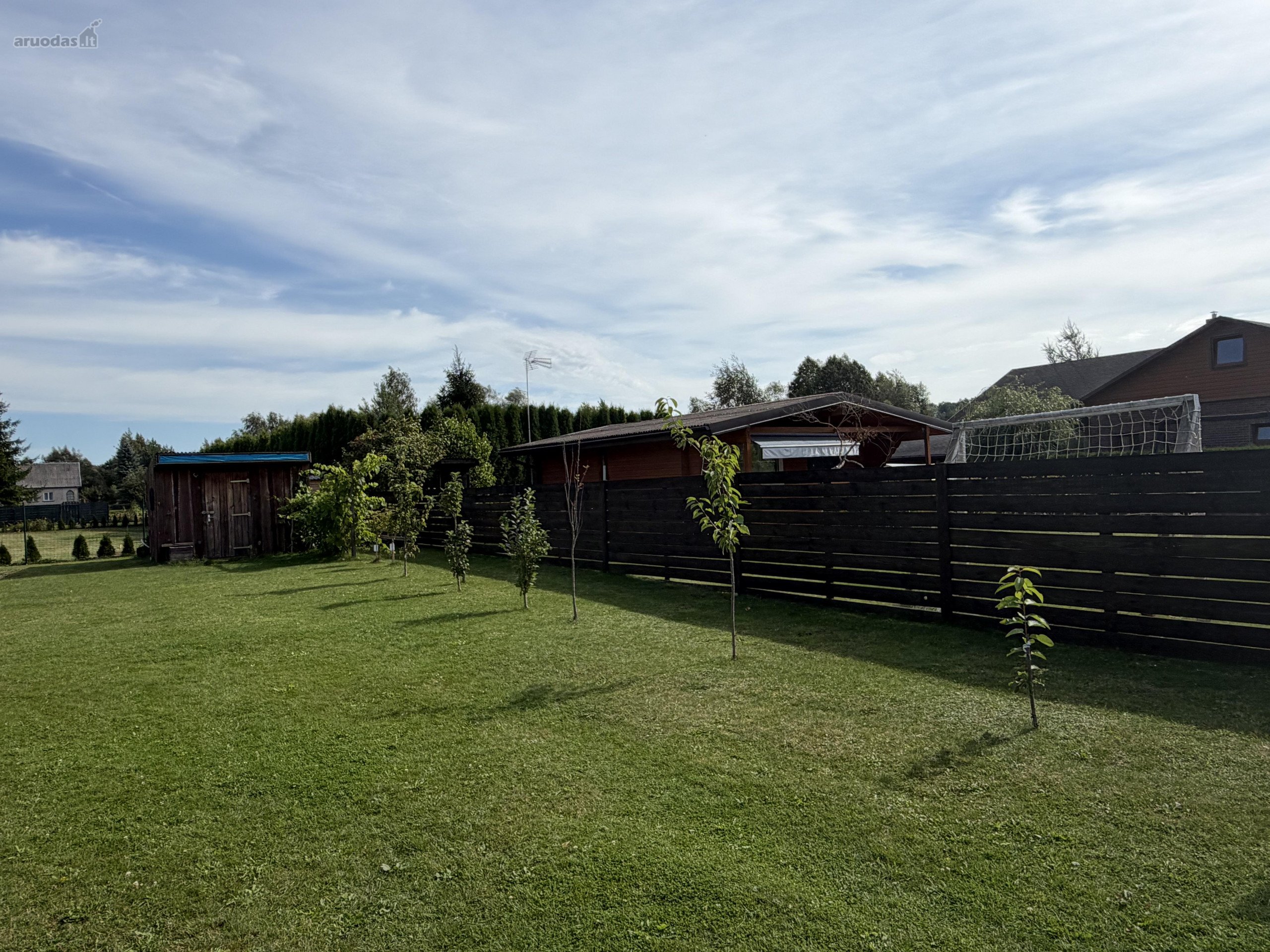 ? Parduodamas 12 a sklypas su 56 m² nebaigtos