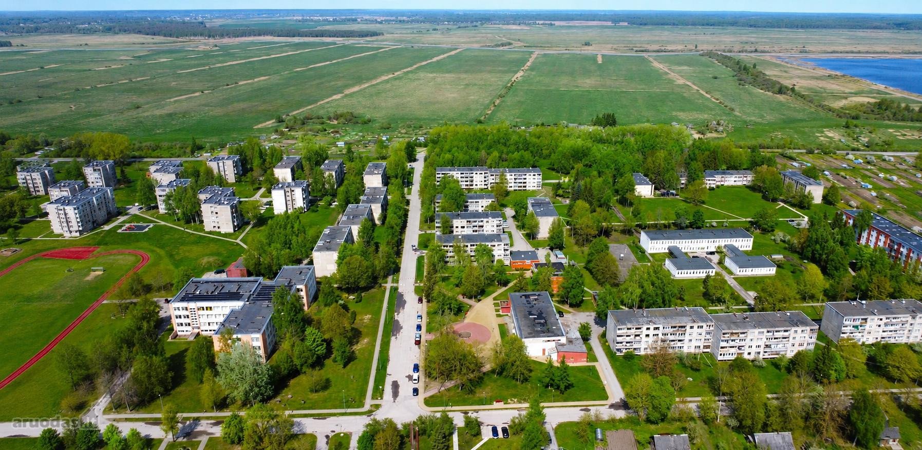 Parduodamas tvarkingas ir jaukus butas
