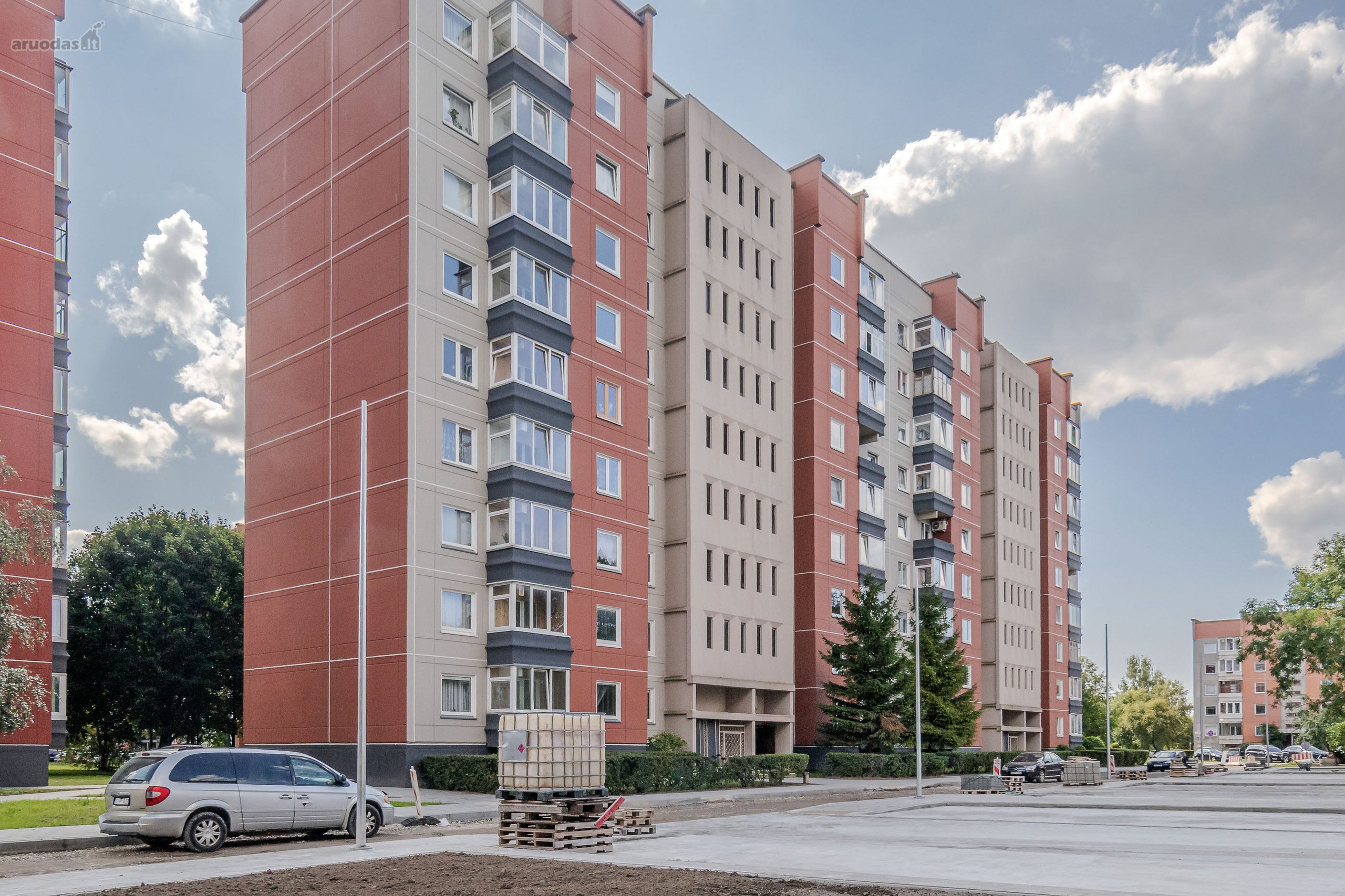 Parduodamas Erdvus 4 Kambarių Butas – Puikus