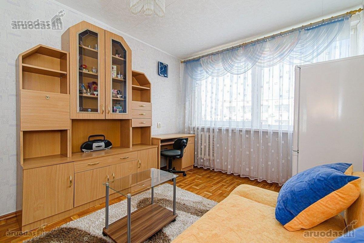 Nuomojamas tvarkingas kambarys Žemaitės