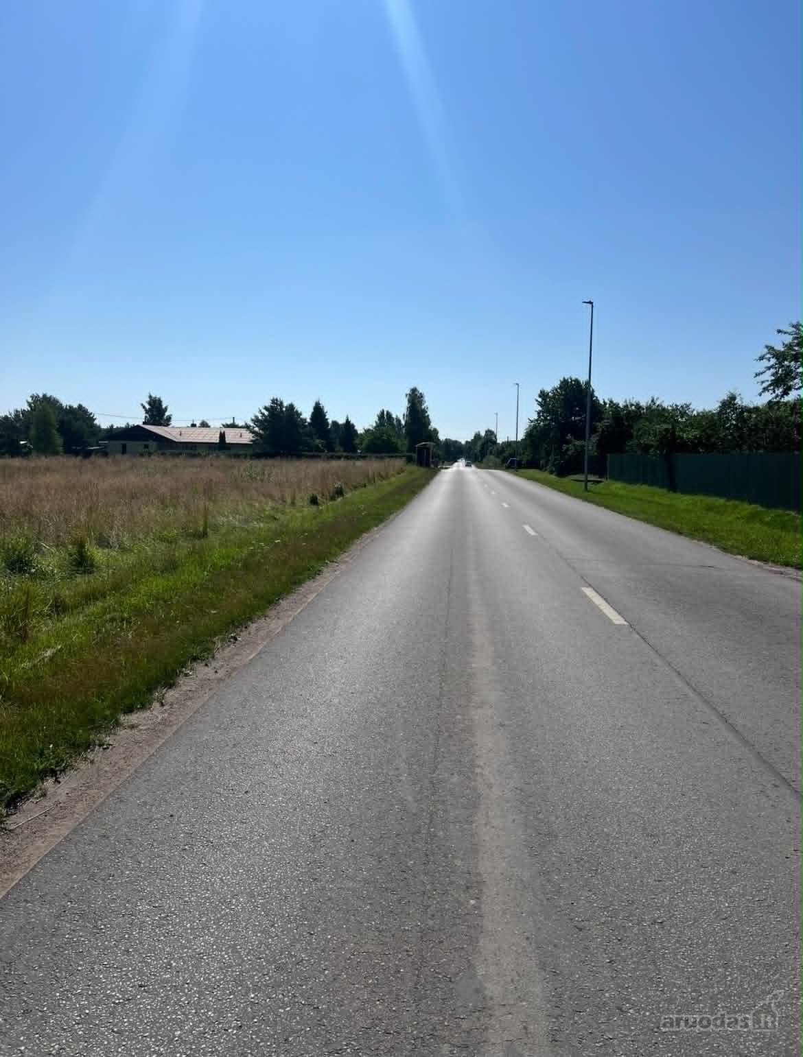 Strategiškai Patogi Vieta – 6 Arų Sodo