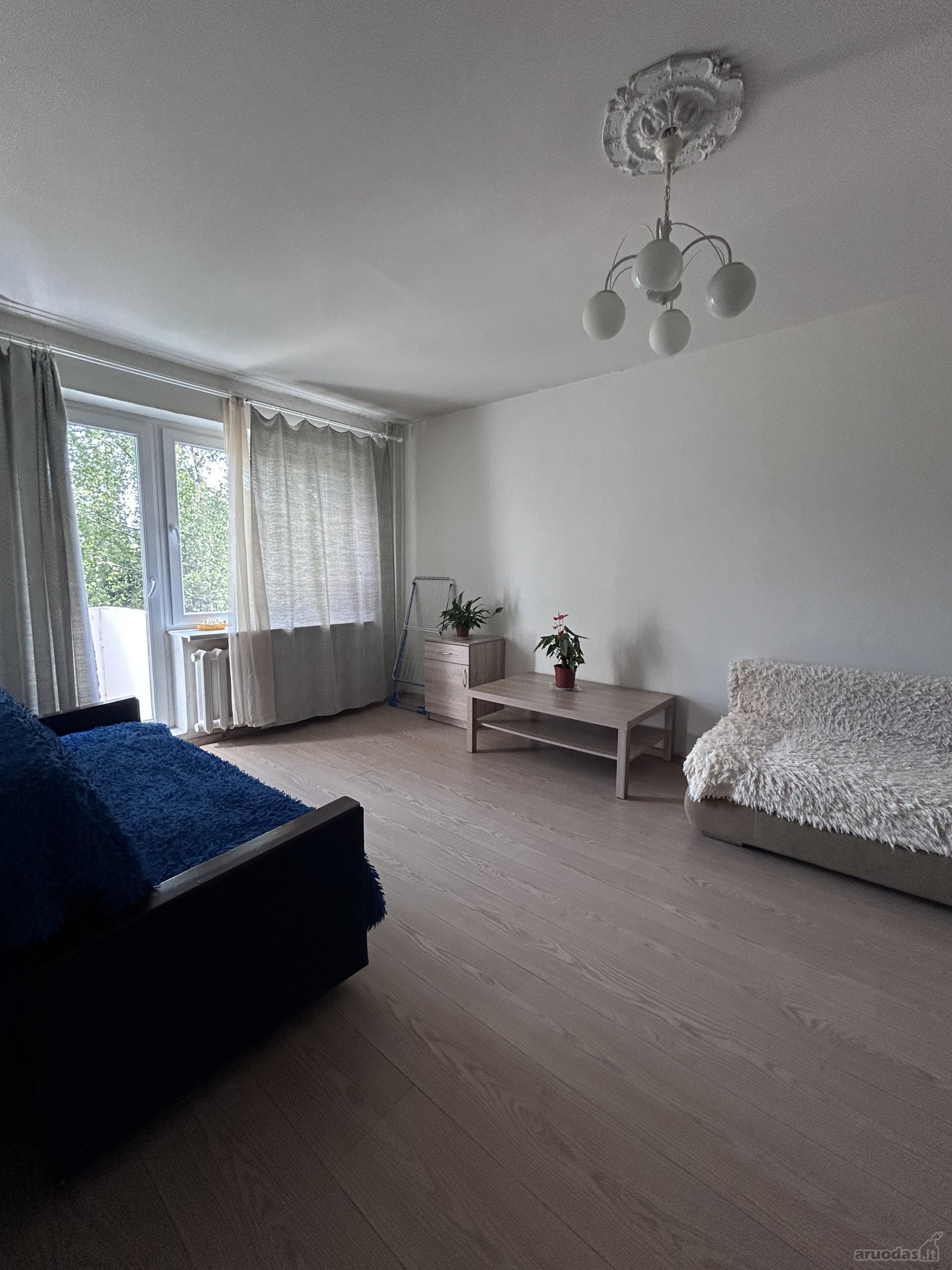 Geroje vietoje, Fabijoniškėse, Vėtrungių g.
