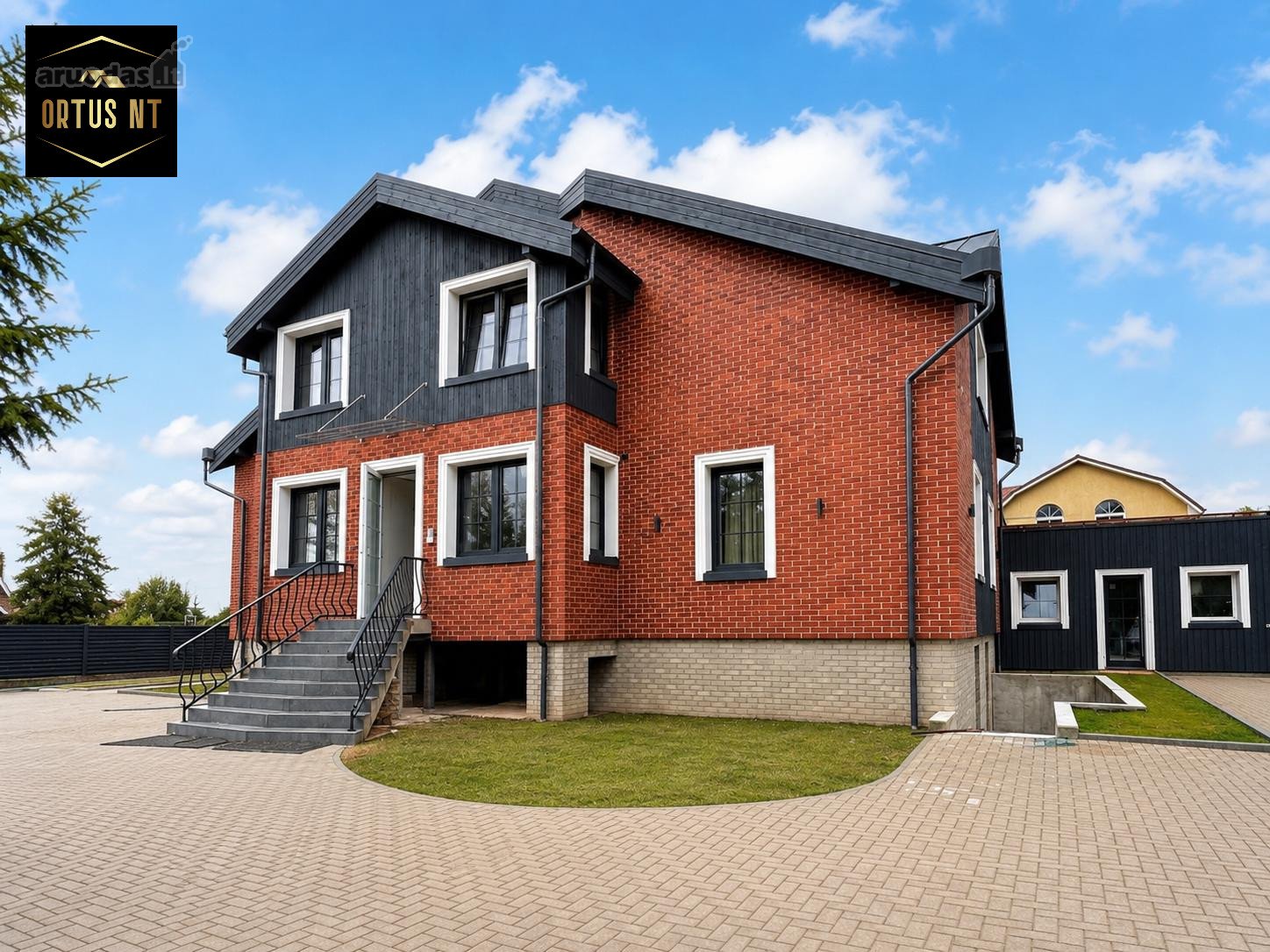 Liko tik 5 apartamentai iš 16 – rezervacijos