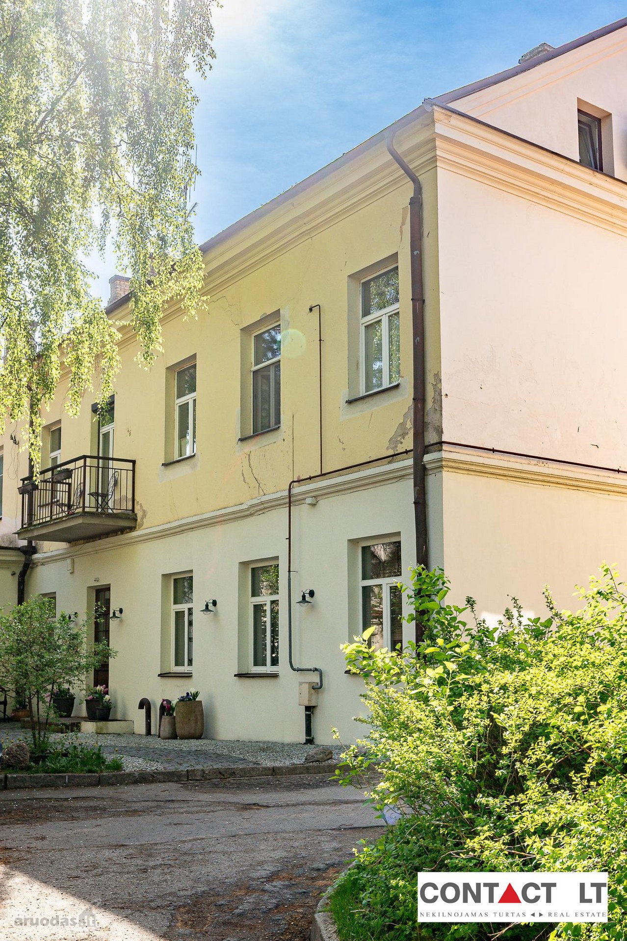 Parduodamas jaukus ir erdvus 4 kambarių butas