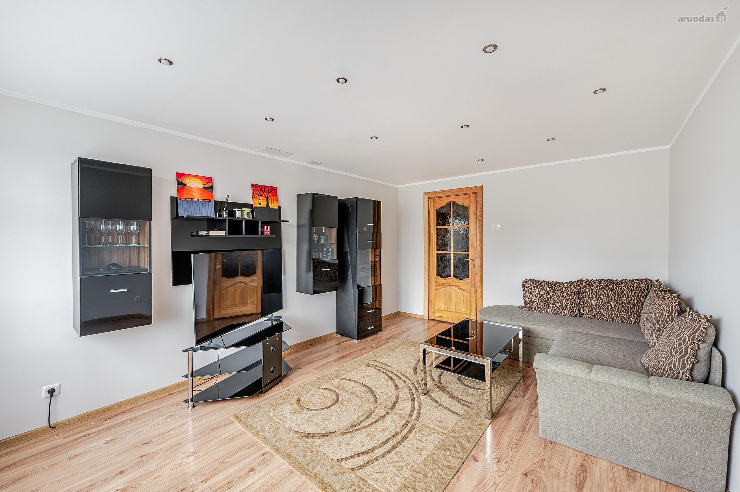 Parduodamas 3 Kambarių 71 M² Butas