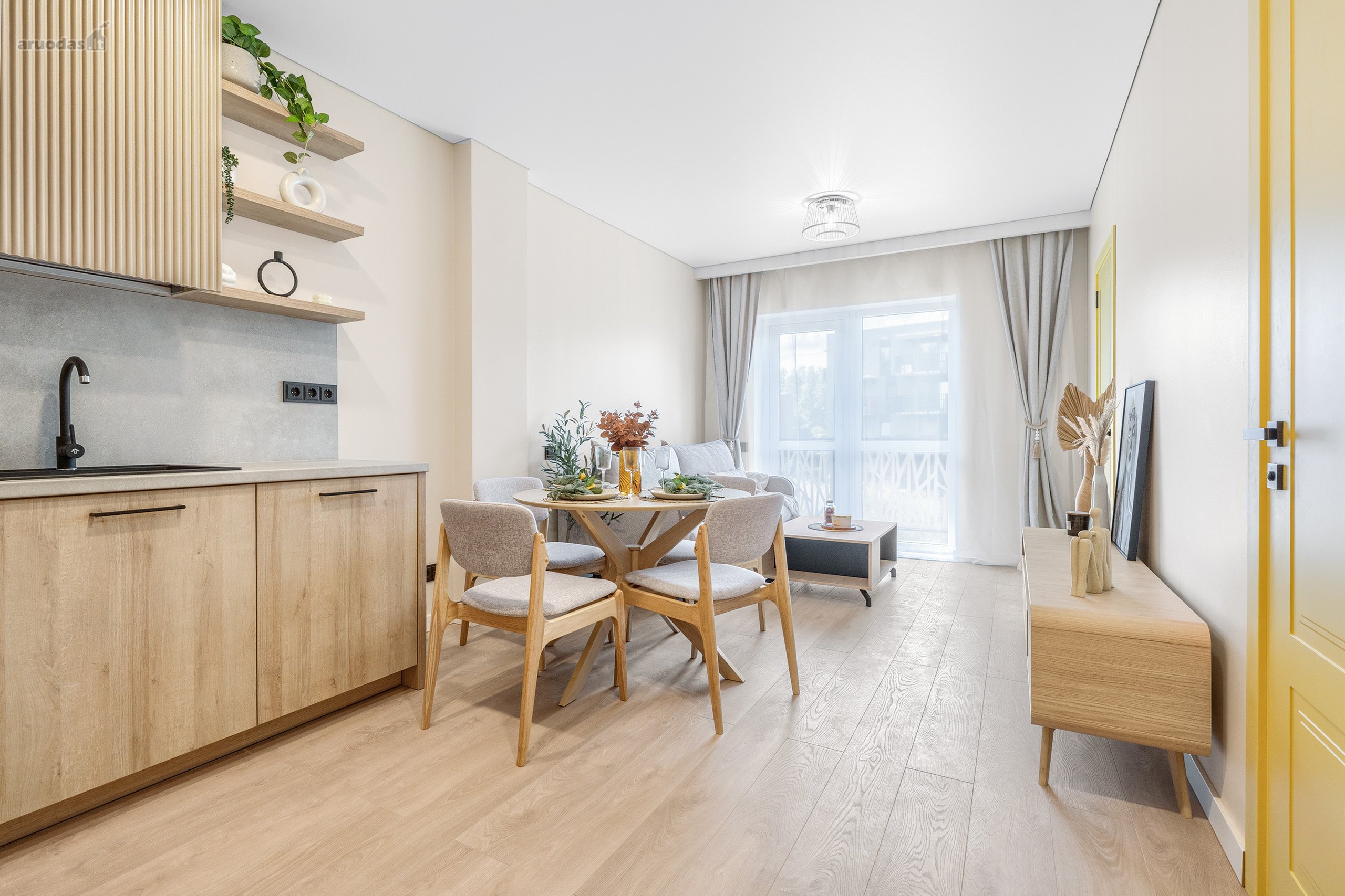 Parduodamas Naujai Įrengtas Funkcionalus 3-jų