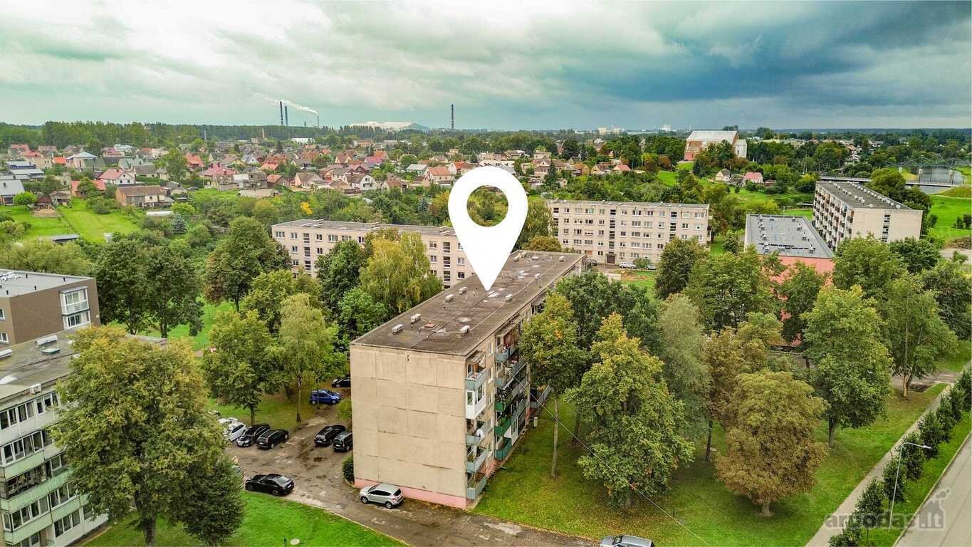 Parduodamas 2 kambarių butas P. Lukšio g. 10,