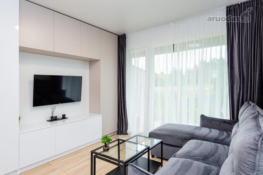 Parduodami pilnai įrengti apartamentai