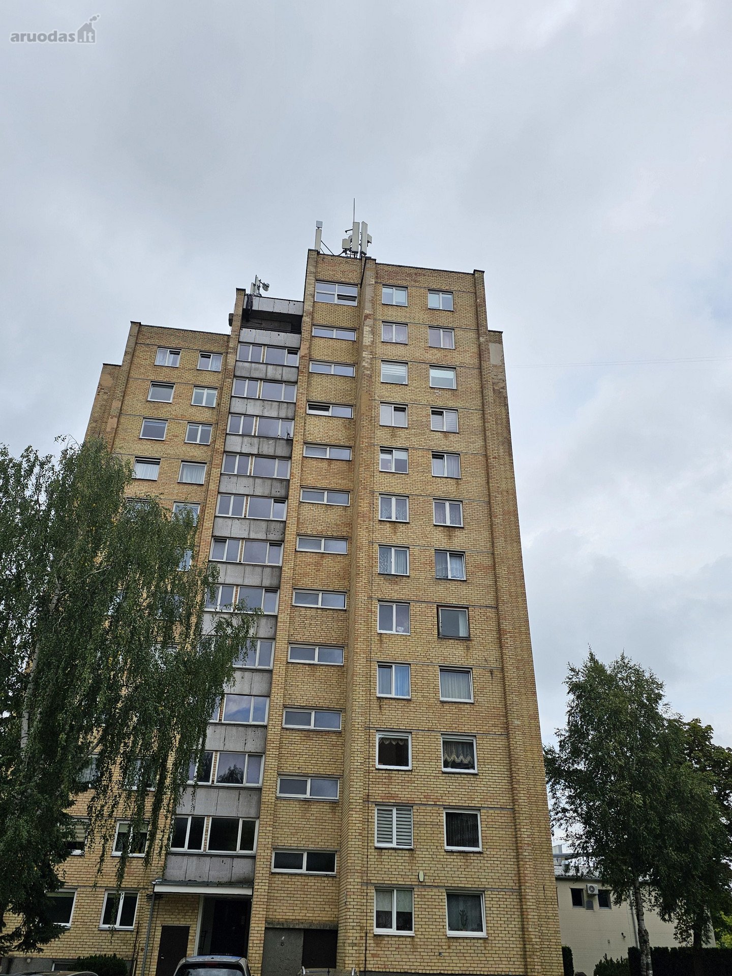 Parduodamas šviesus ir erdvus 3 kambarių