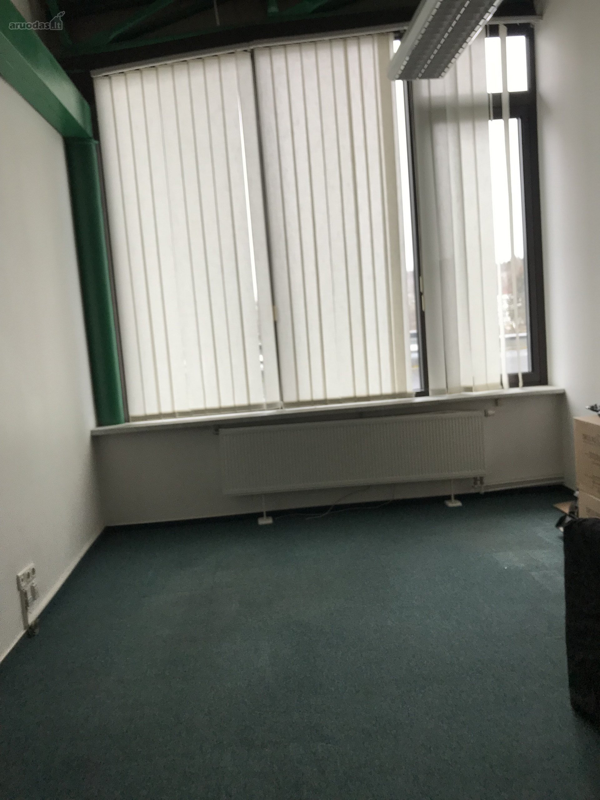 Išnuomojamas administracinis kabinetas.