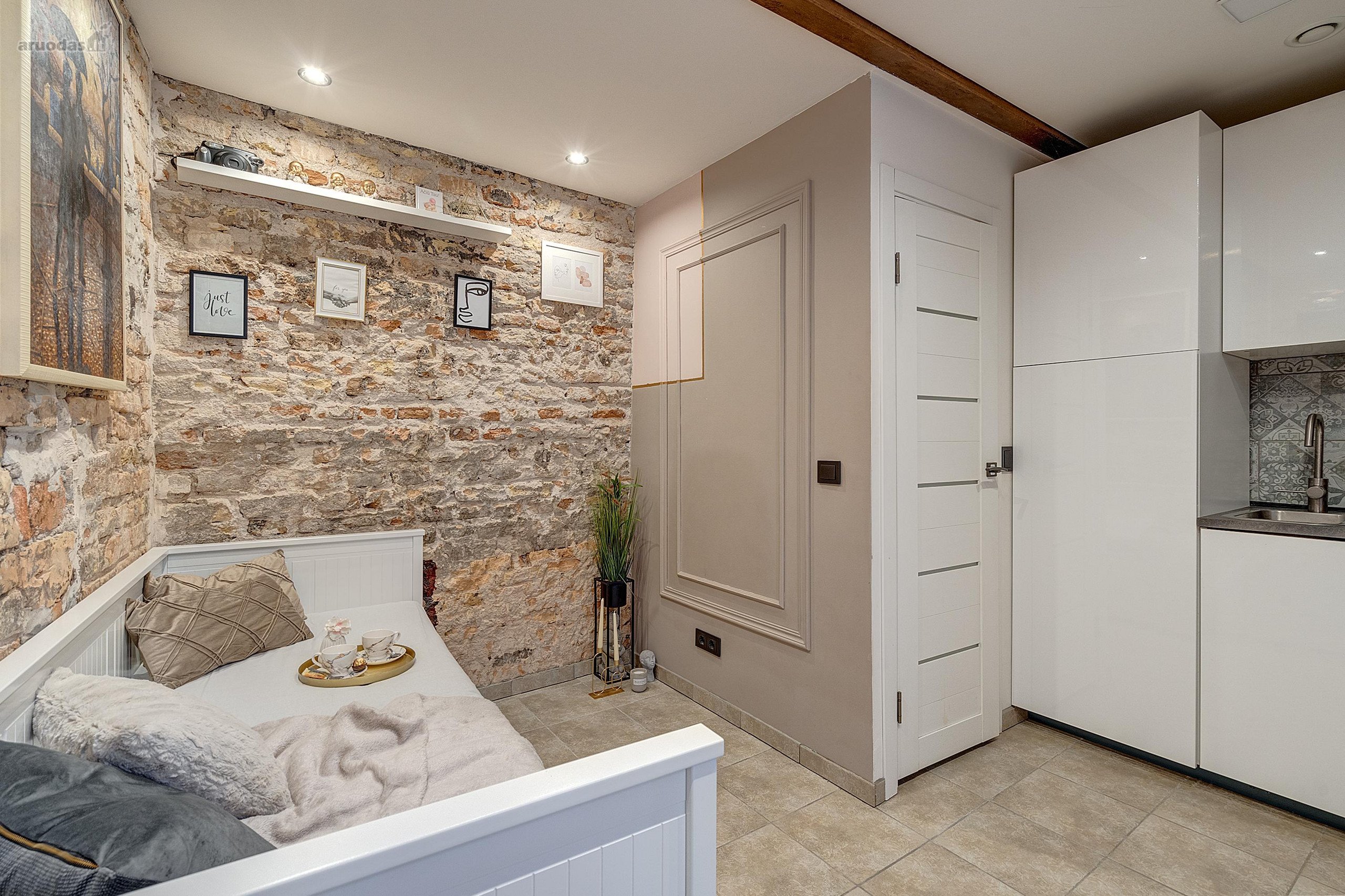 Jaukūs, pilnai įrengti apartamentai prie