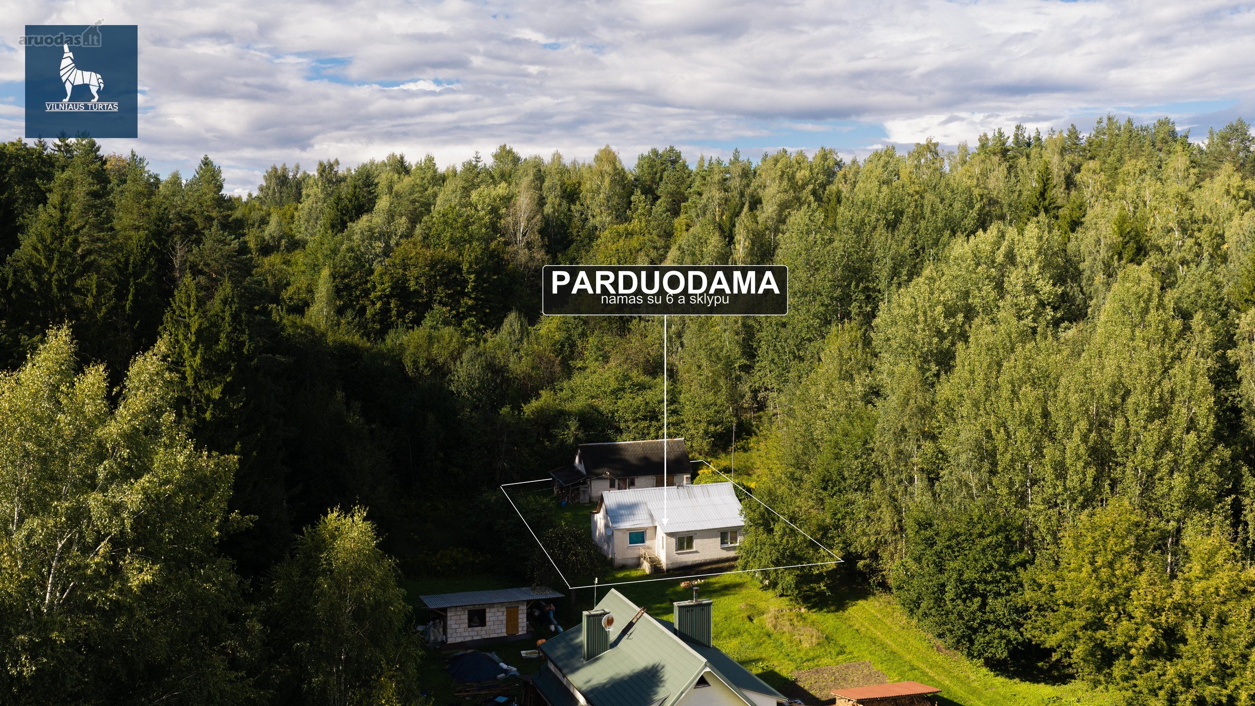 Parduodamas gyvenamasis namas su 6 arų žemės