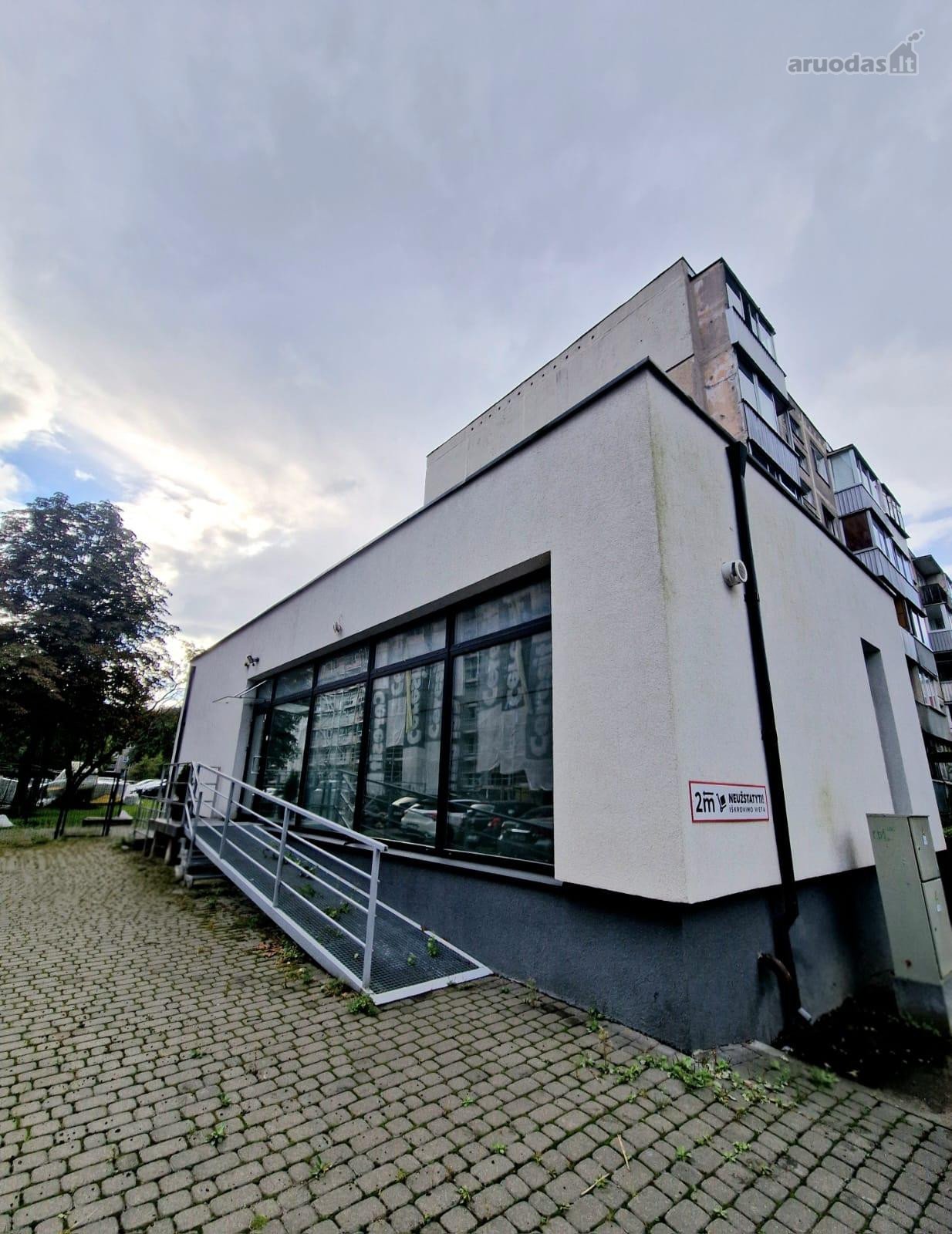 Išnuomojamos 85 m² įrengtos komercinės