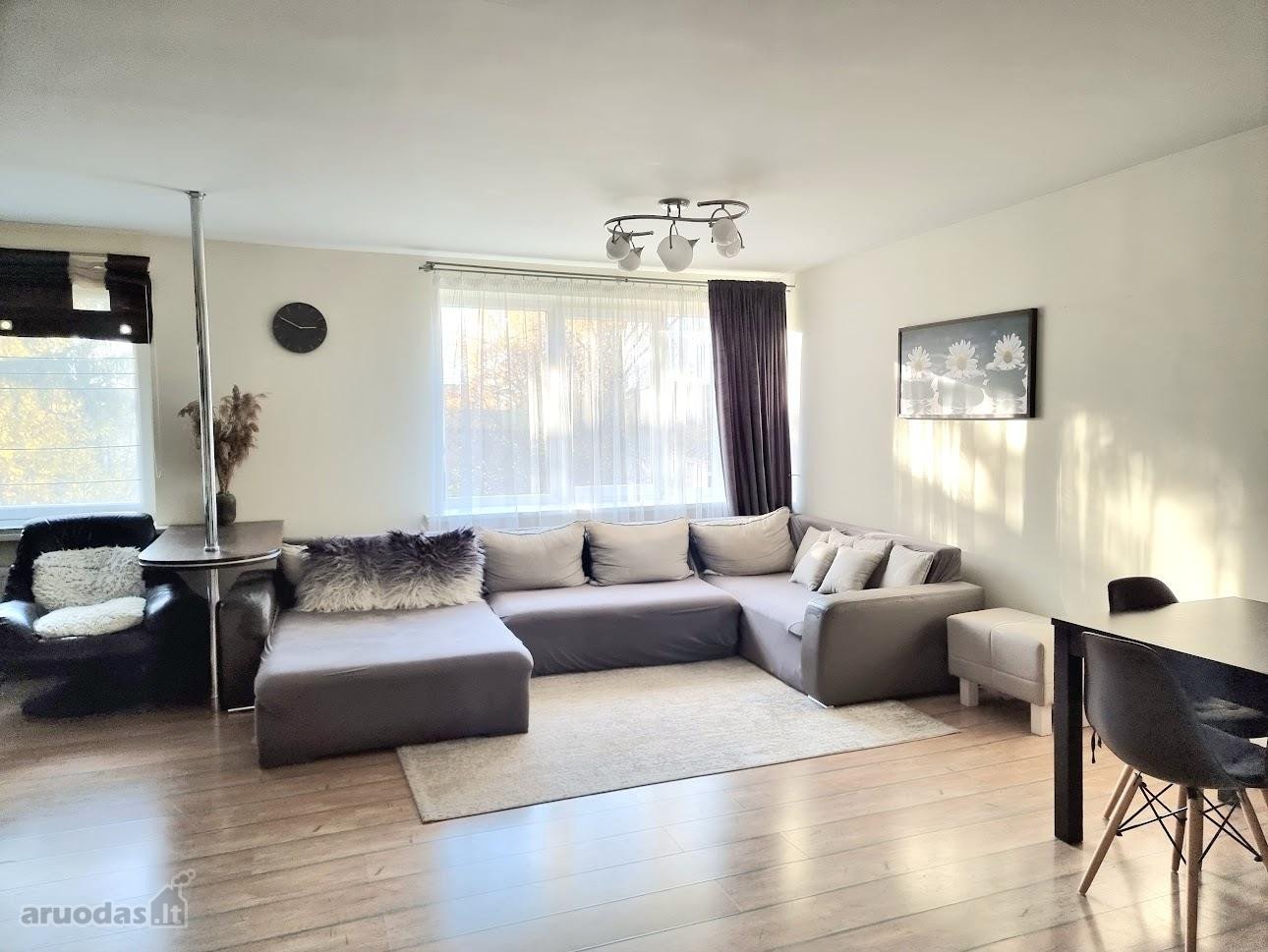 Parduodamas Išskirtinai Erdvus 73 m², 2
