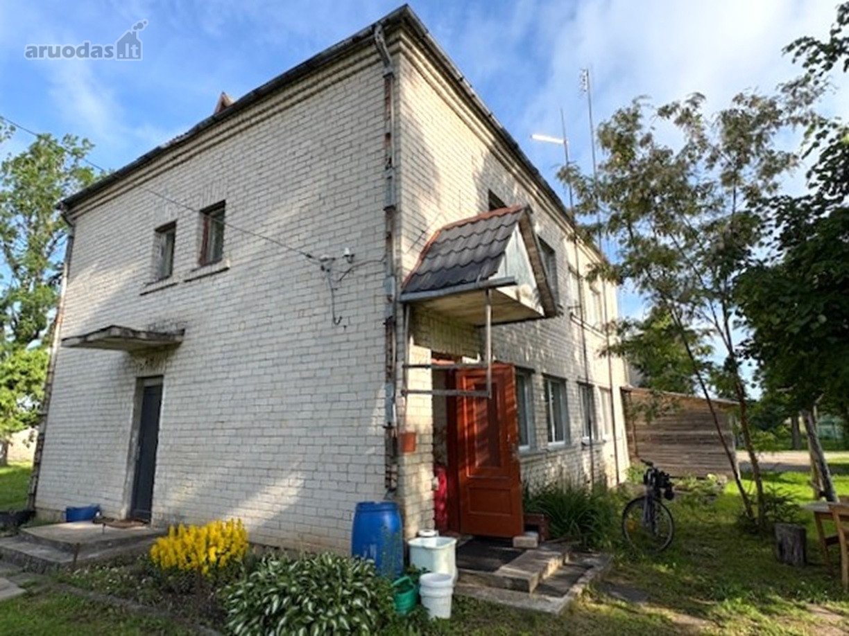 63/100 dalys 2 kambarių buto dalys