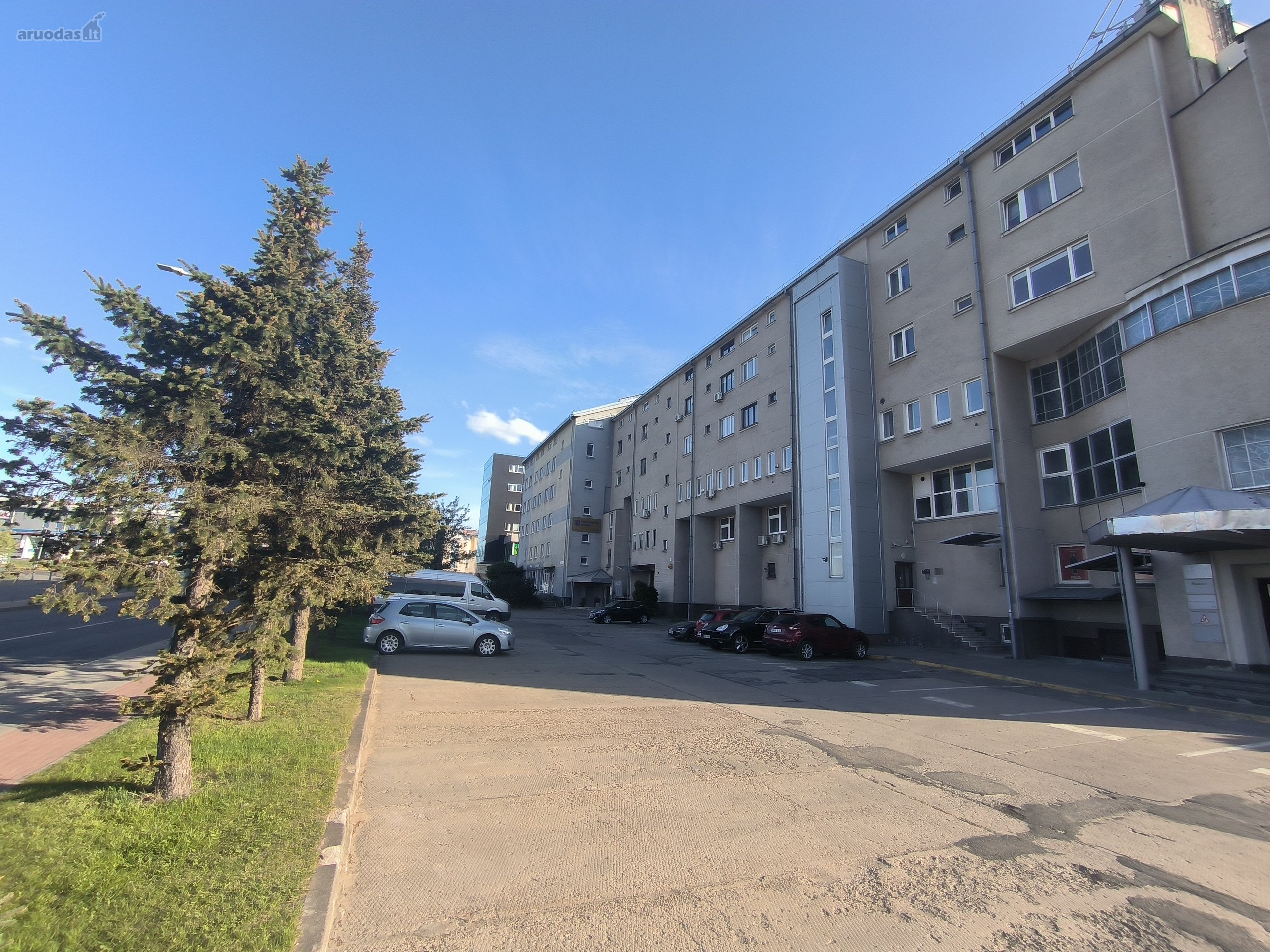 Nuomojamos 151,65 kv. m. Naujai