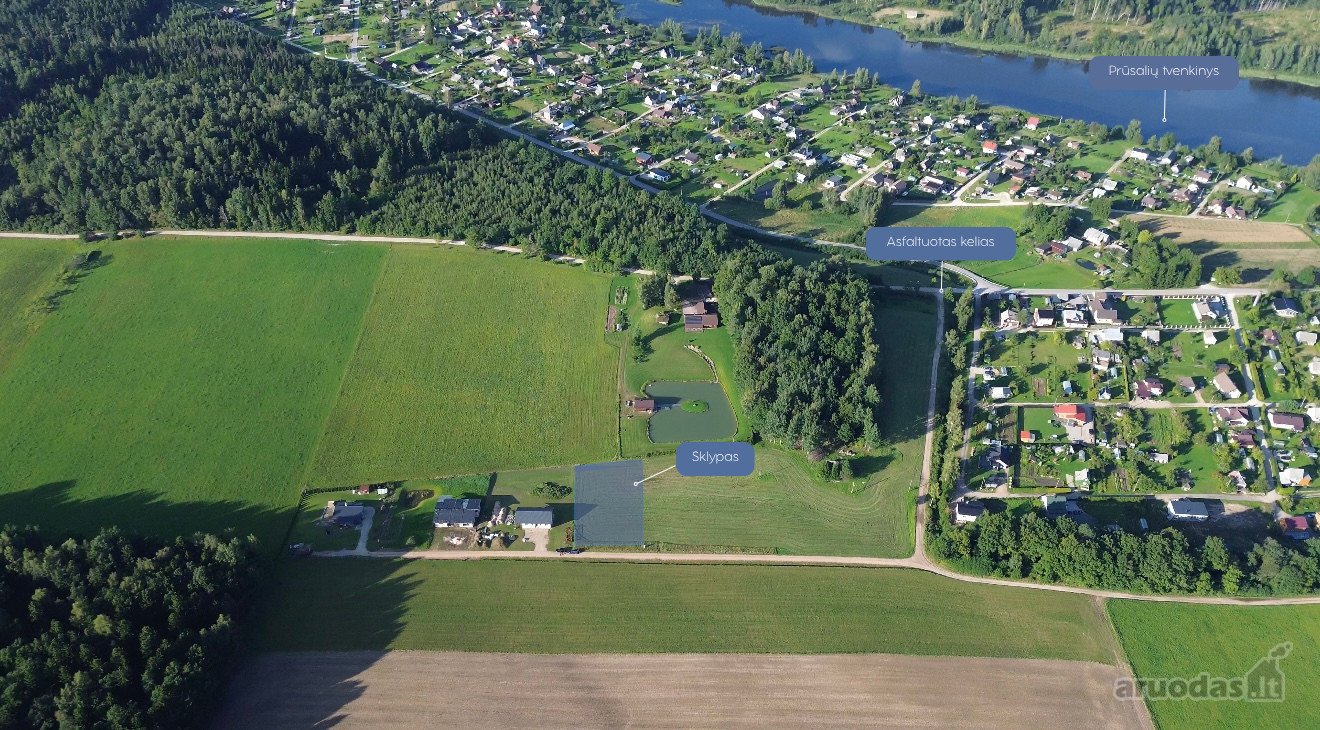 Plungės rajone, Prūsalių kaime, labai ramioje