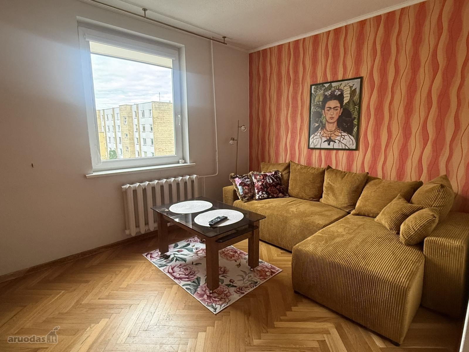 Šviesus ir tvarkingas 2 k. butas su erdviu