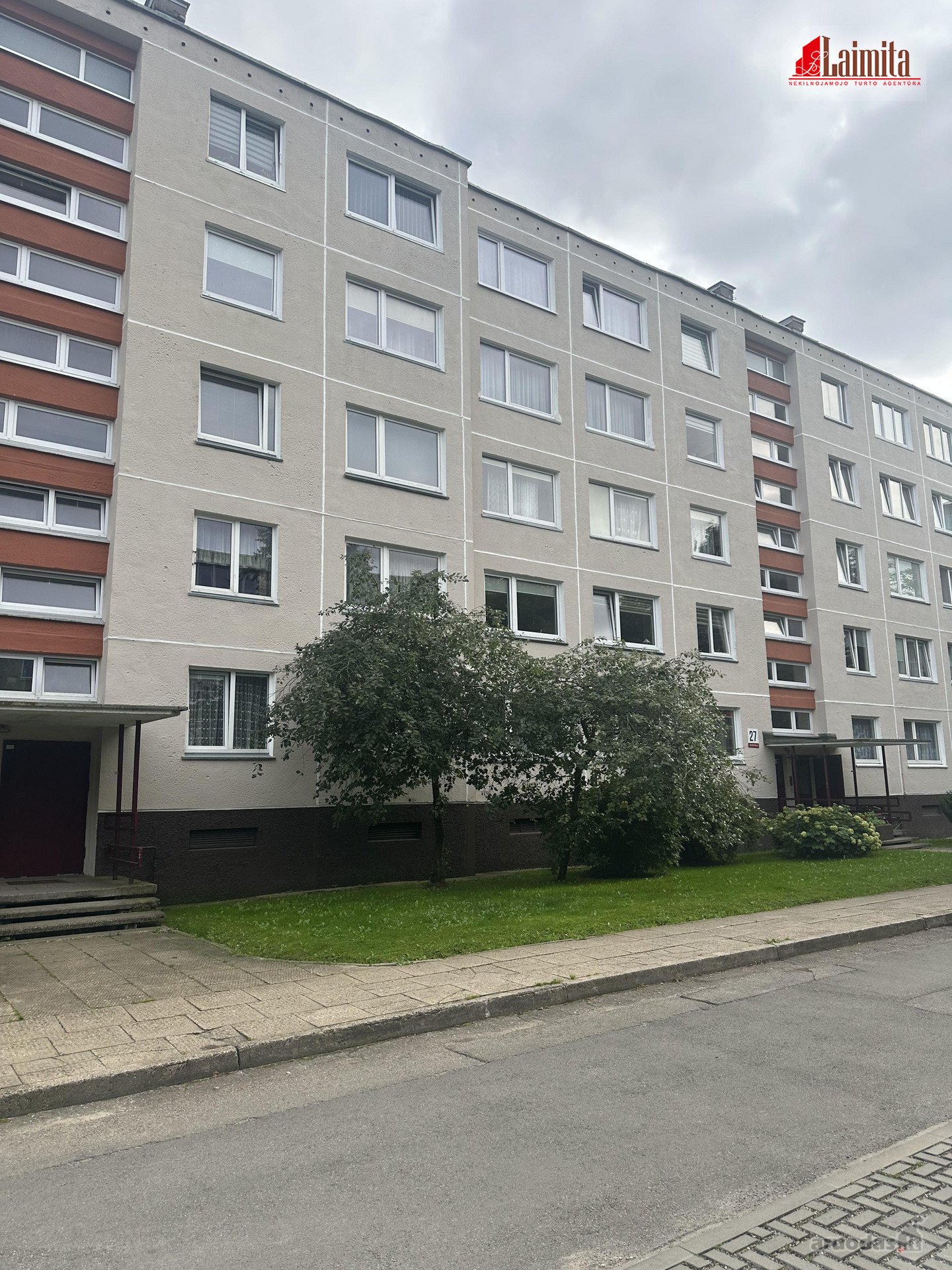 Žardininkų g. parduodamas suremontuotas 3 k.