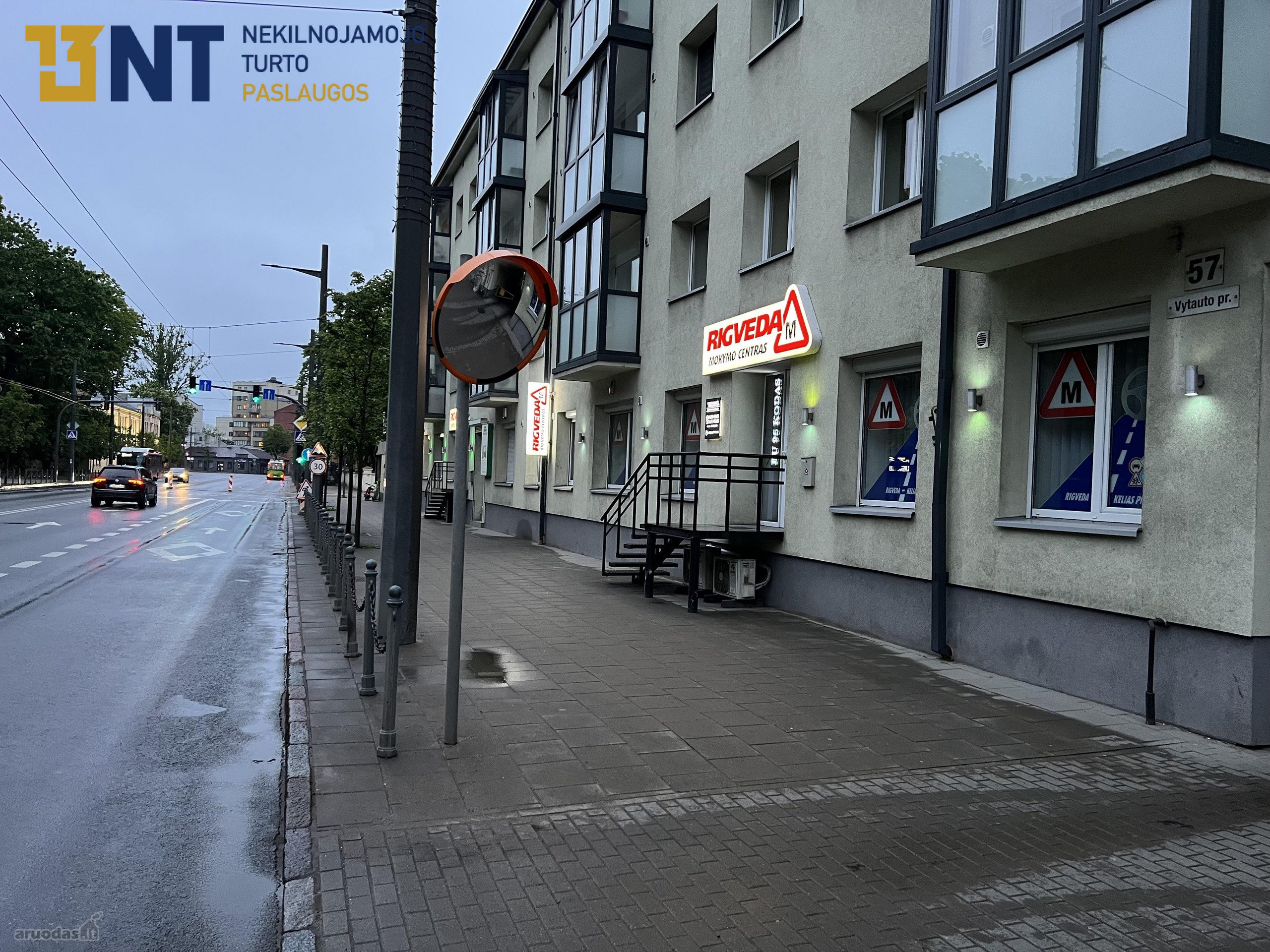 Nuomojamos Įrengtos Komercinės Patalpos Kauno