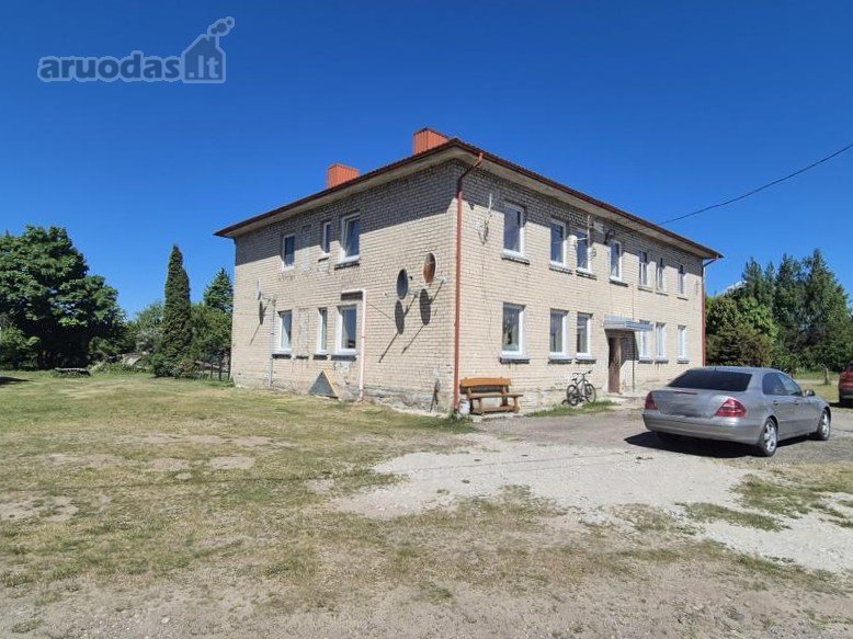3 kambarių butas Šilutės rajone
