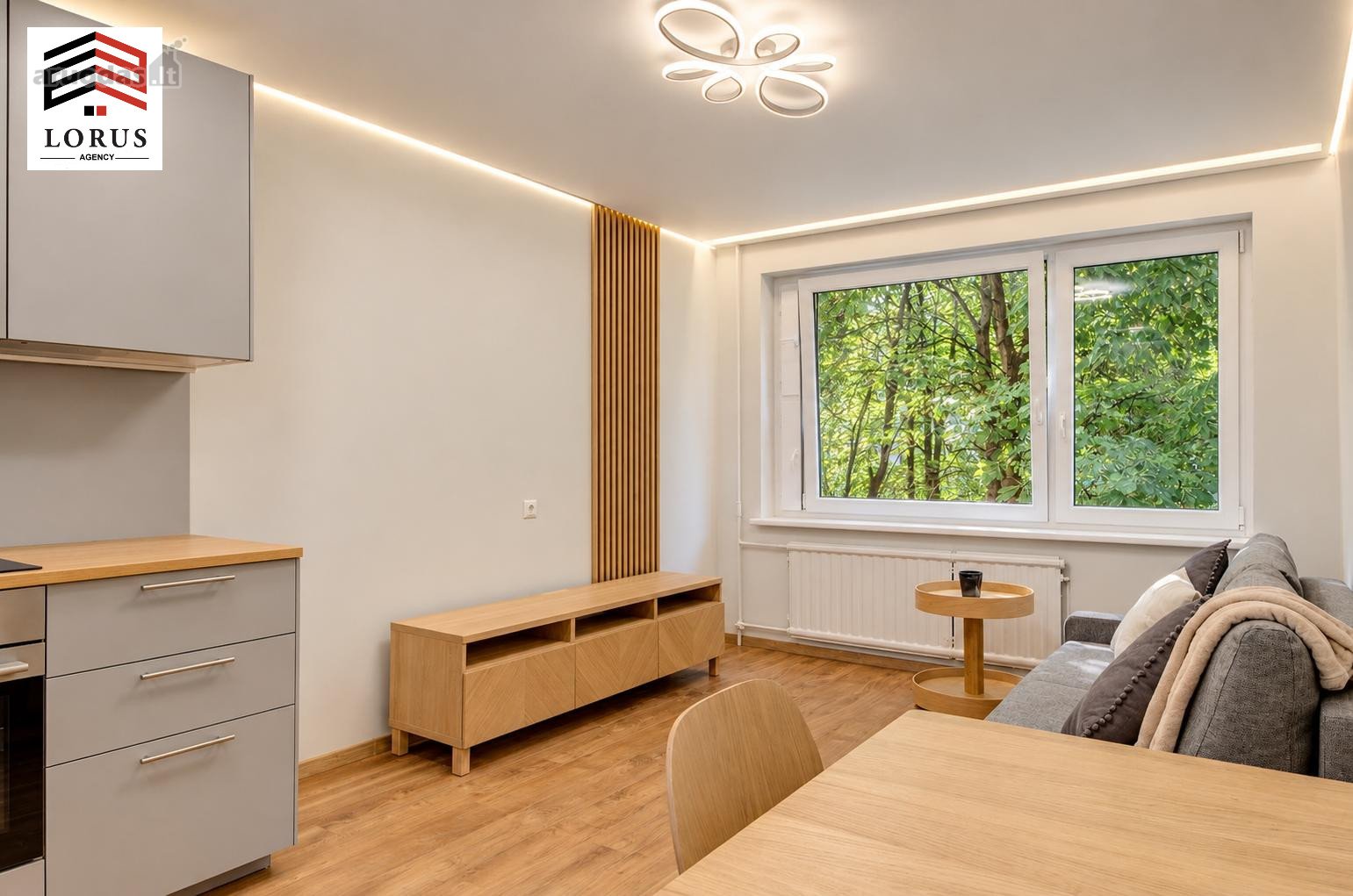 Parduodamas Naujai Įrengtas 2 Kambarių Butas