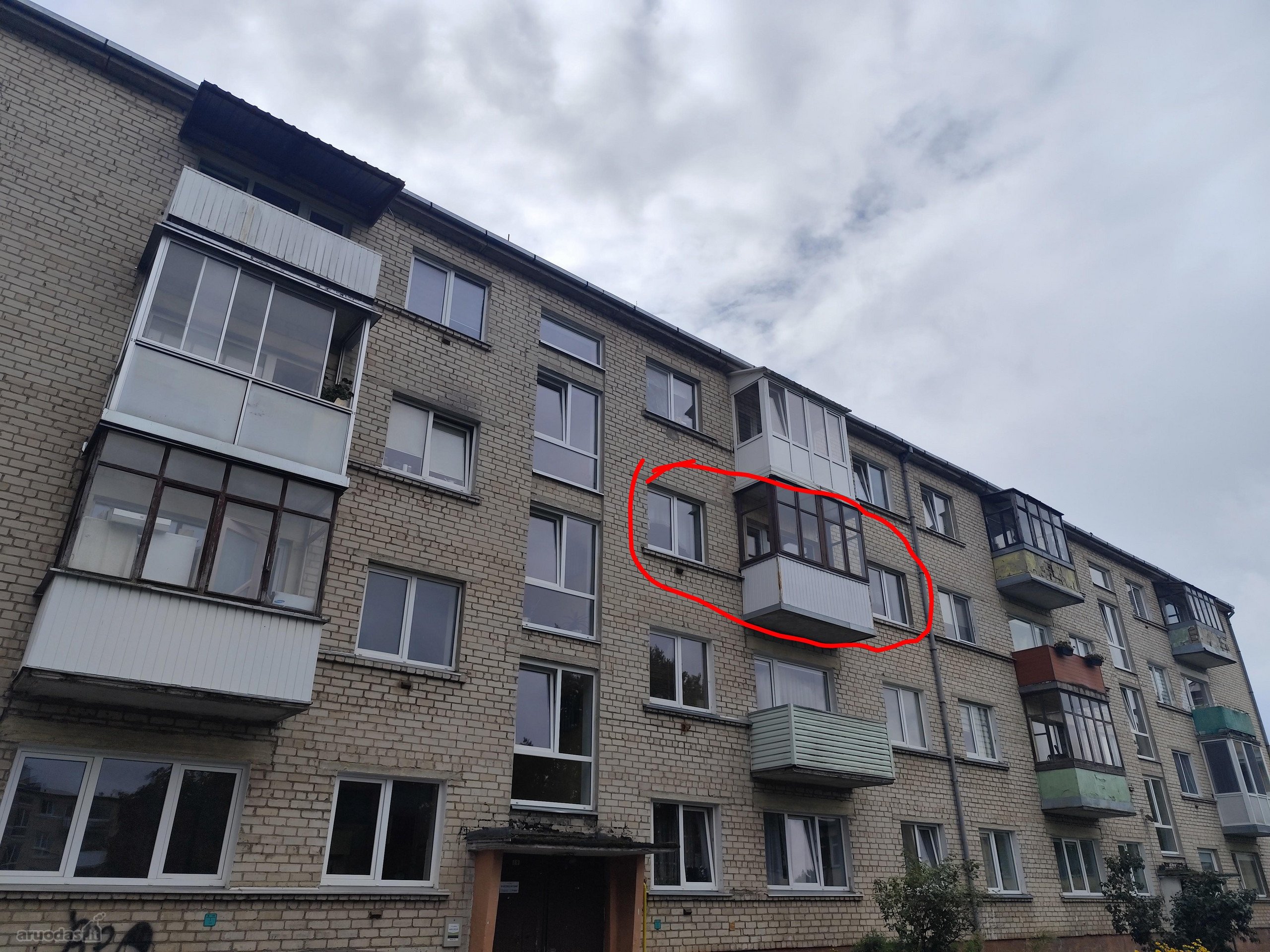 Centrinėje miesto dalyje, Vytauto 50 (tarp