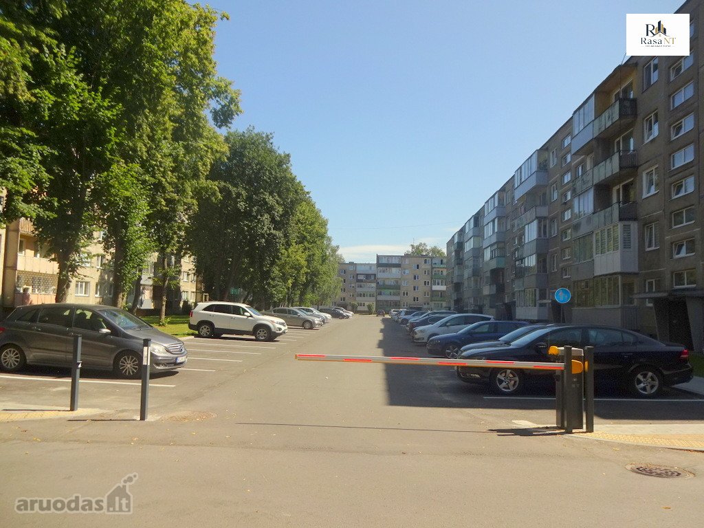 Parduodamas dviejų kambarių butas Dariaus ir