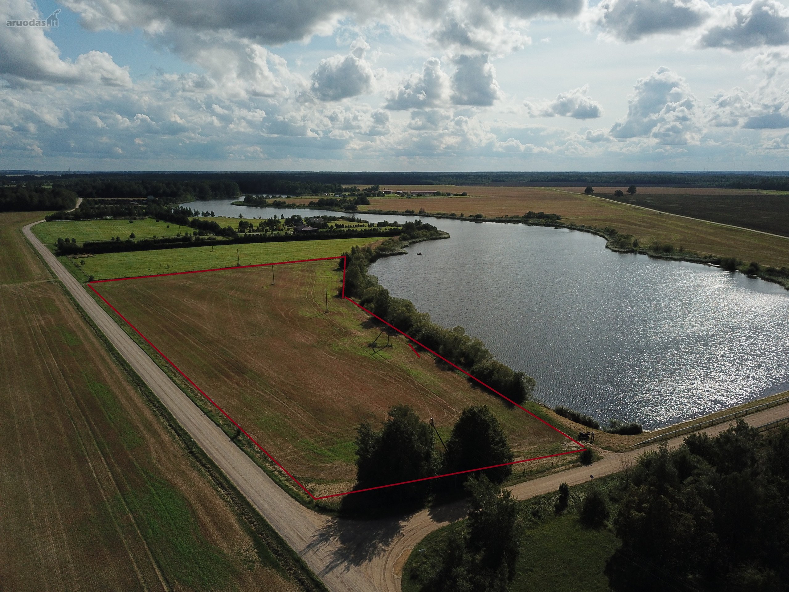 Parduodamas 2,05ha ploto žemės ūkio