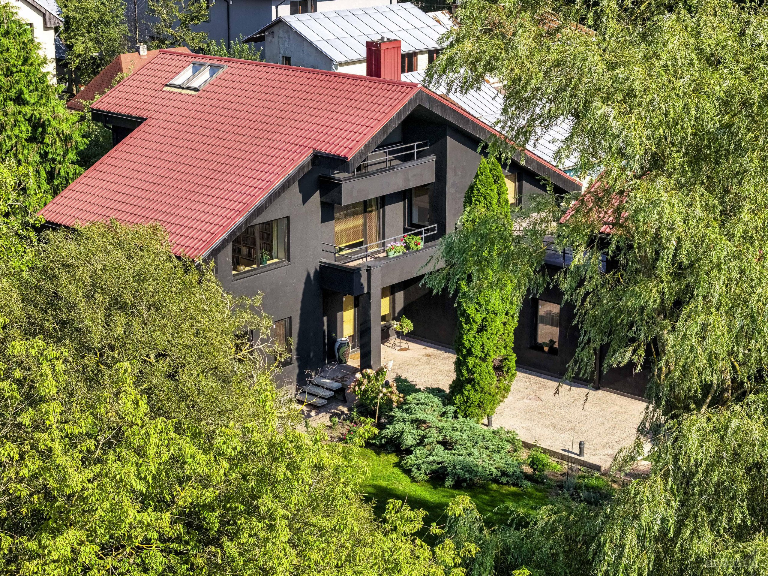 1. Puiki vieta – gamtos apsuptyje, tačiau