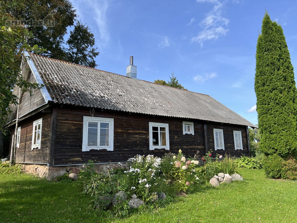 Kalvų Ir Klonių Apsuptyje Parduodama
