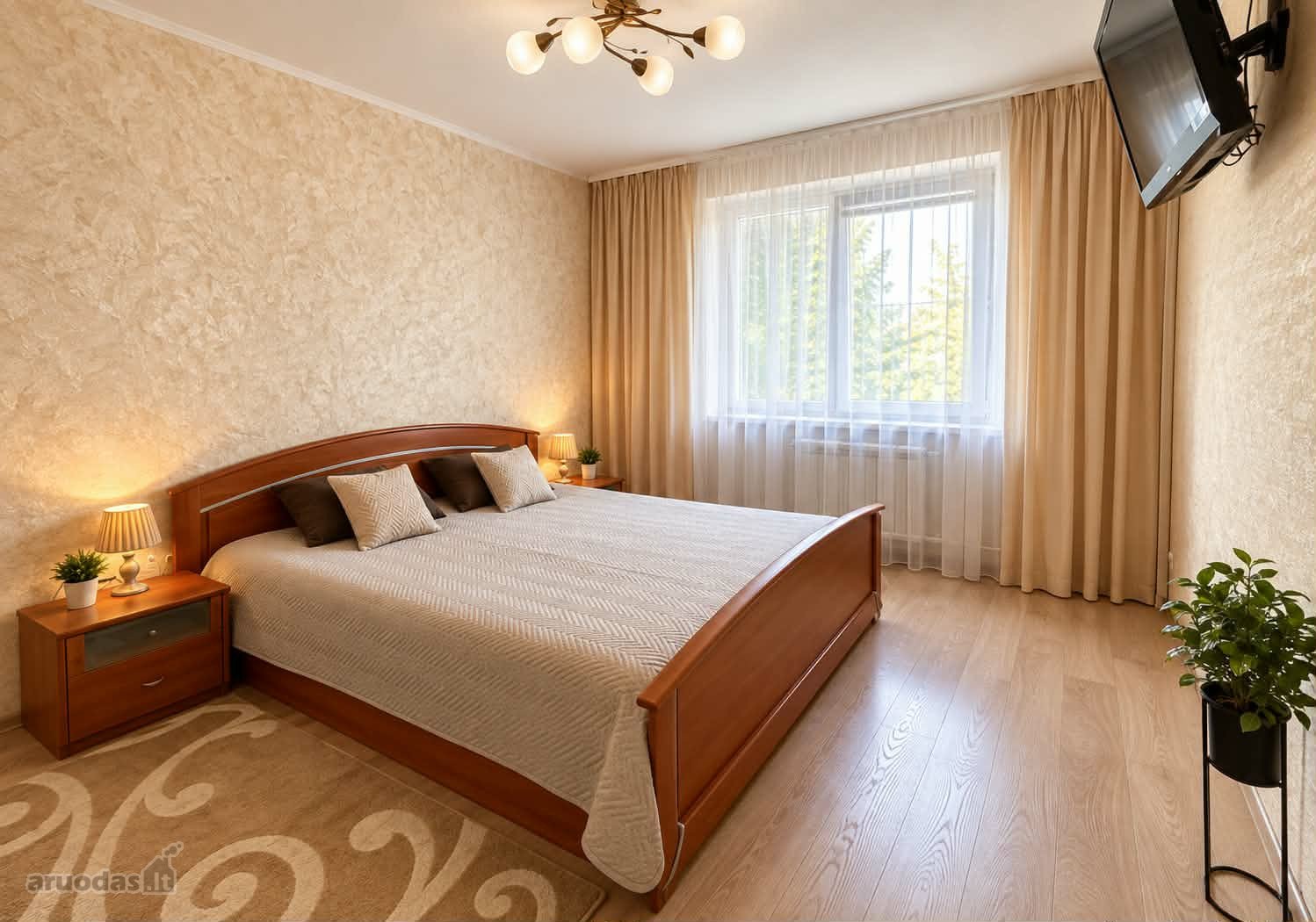 Parduodamas Tvarkingas 2 Kambarių Butas