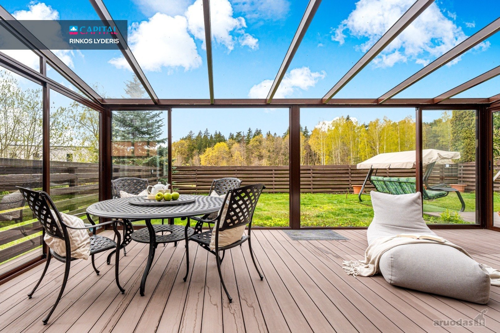 Erdvus 256 m² Kotedžas Prie Visorių Miško Su
