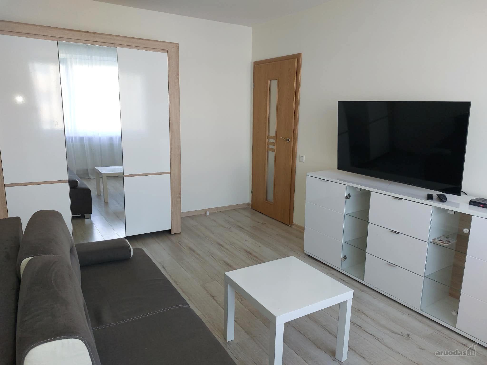 Išnuomojamas šviesus ir tvarkingas 2 kambarių