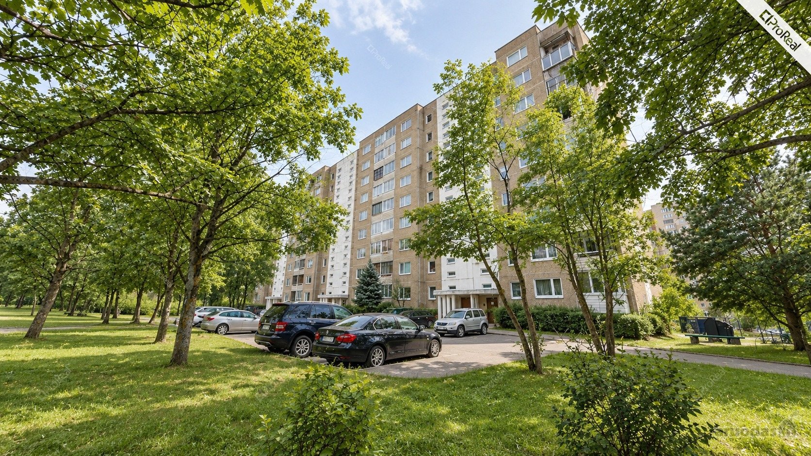 Parduodamas Erdvus 3 Atskirų Kambarių Butas