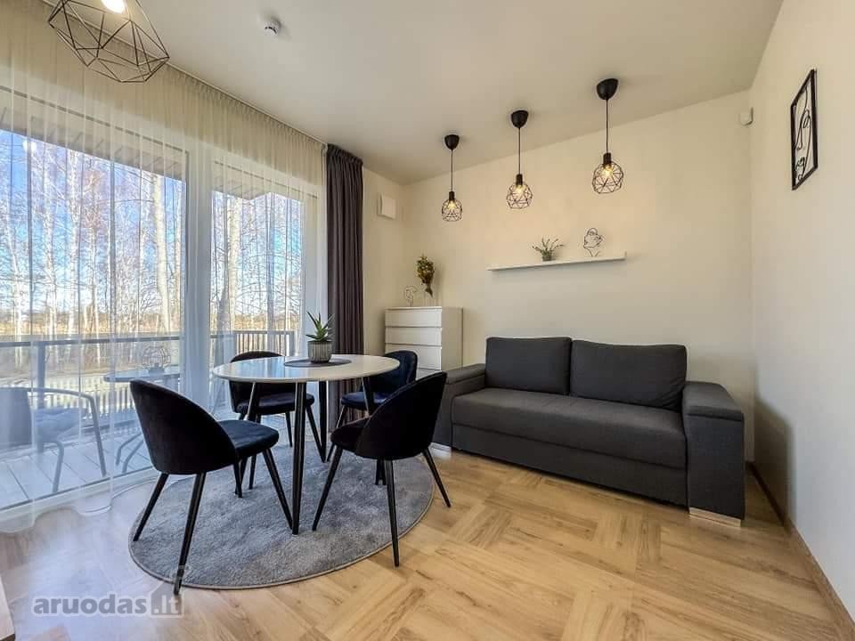 Parduodamas nedidelis, bet jaukus, gerai