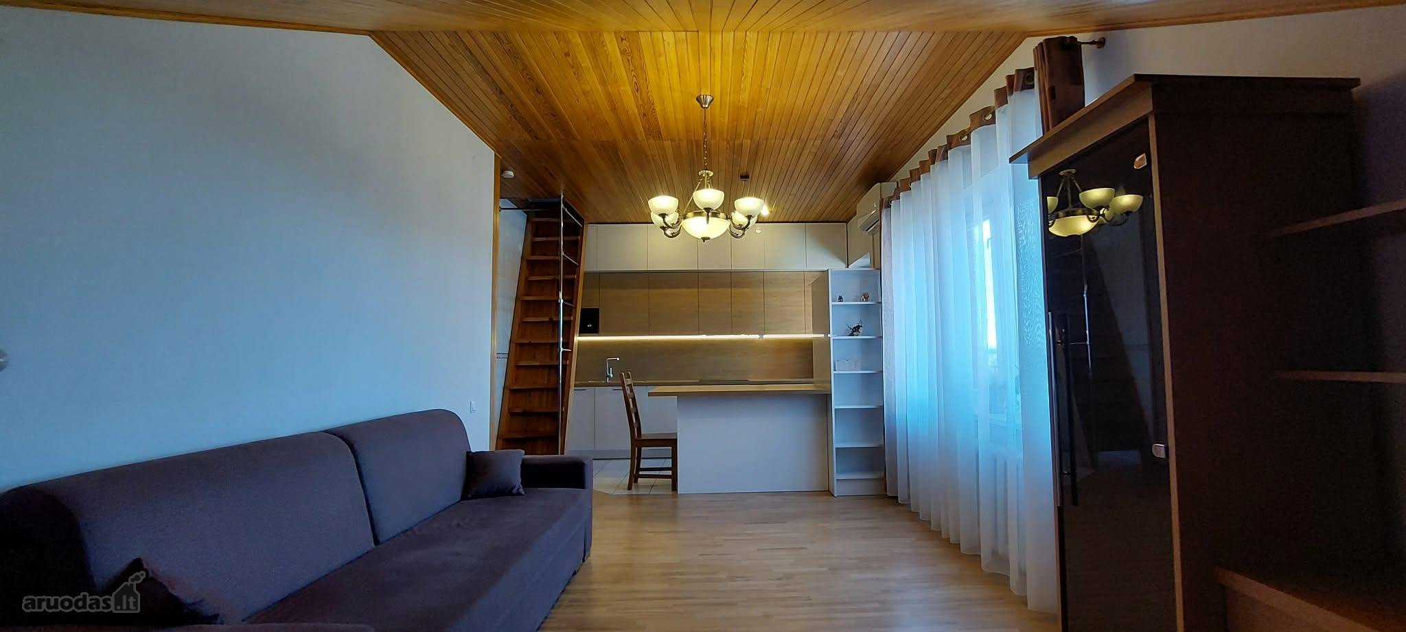 Parduodamas jaukus ir išskirtinis 3 kambarių
