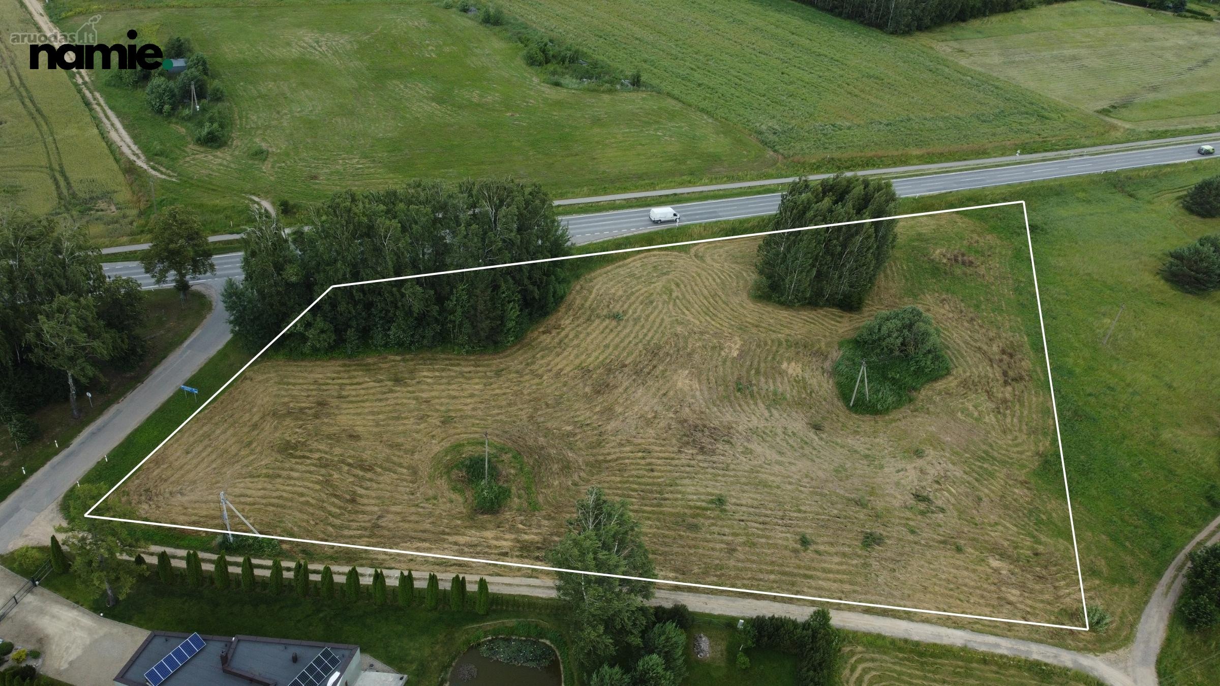 Parduodamas 64,56 arų sklypas strategiškai