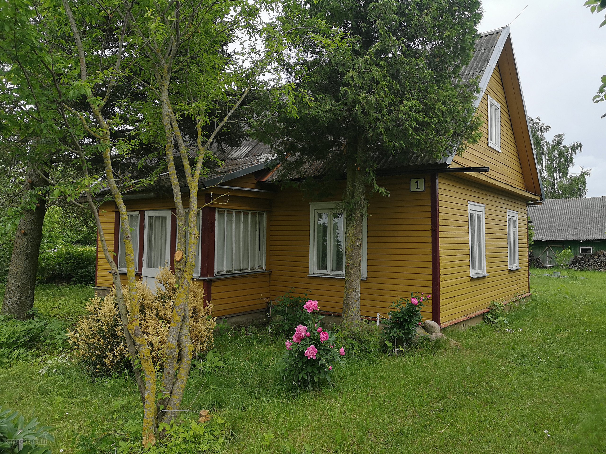 Parduodamas jaukus, prižiūrėtas 3 kambarių