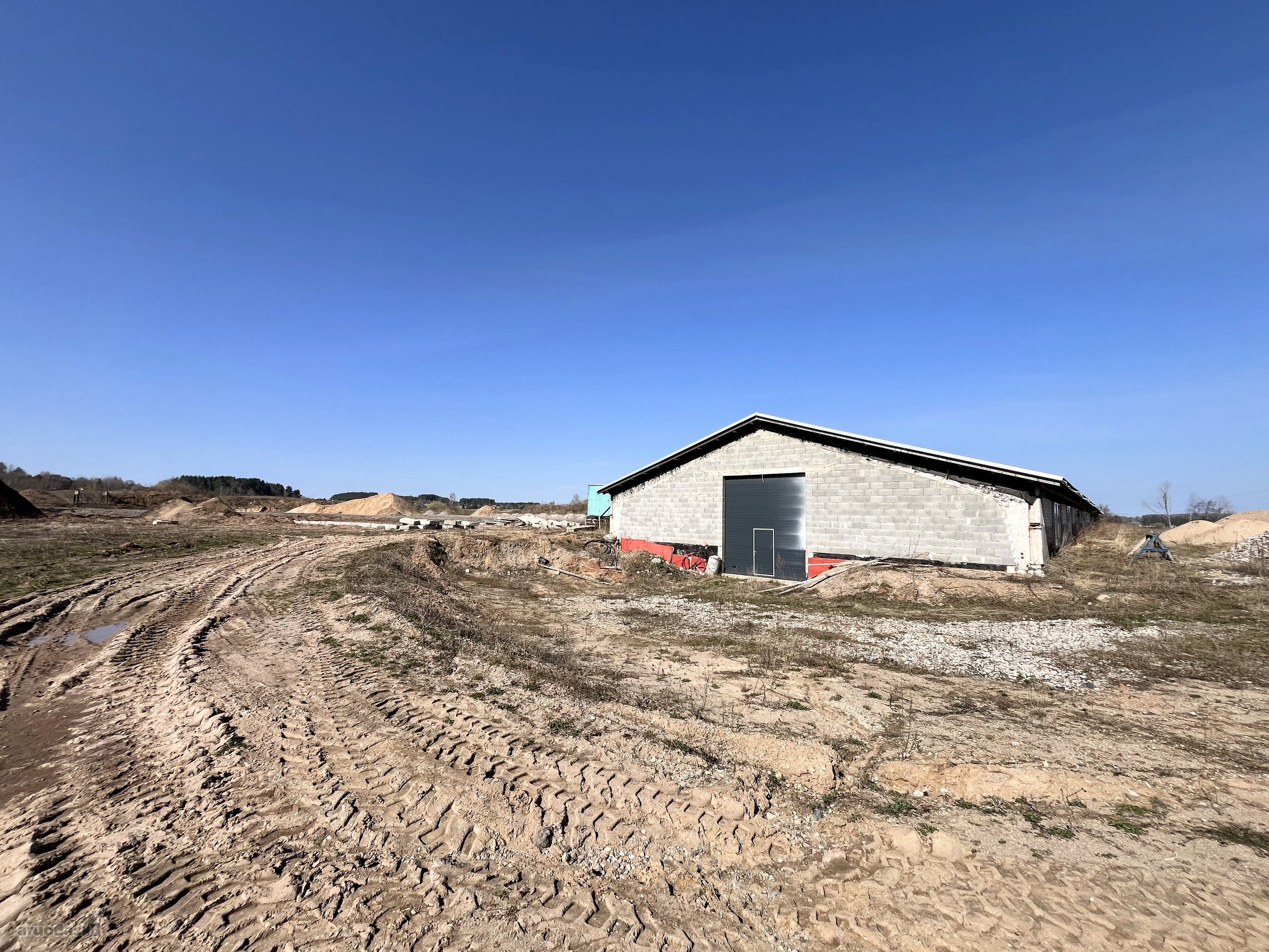 Nuomojamas 675 m² Mūrinis Sandėliavimo /