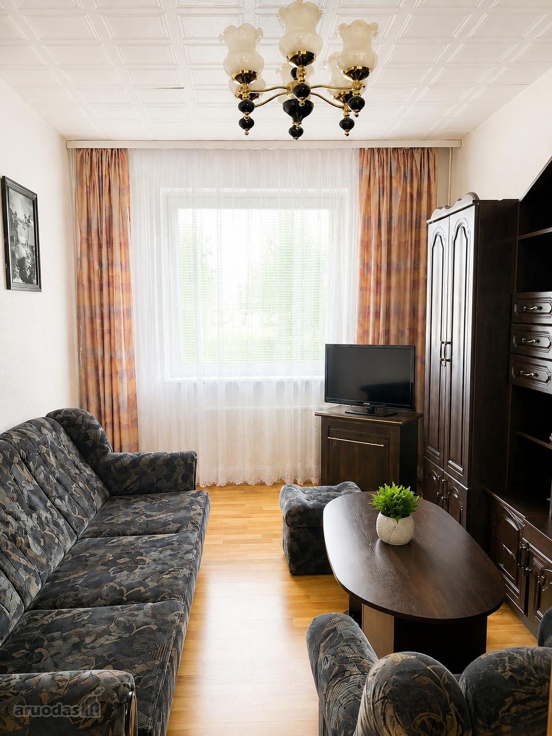 Parduodamas Erdvus 3 Kambarių Butas Su Holu